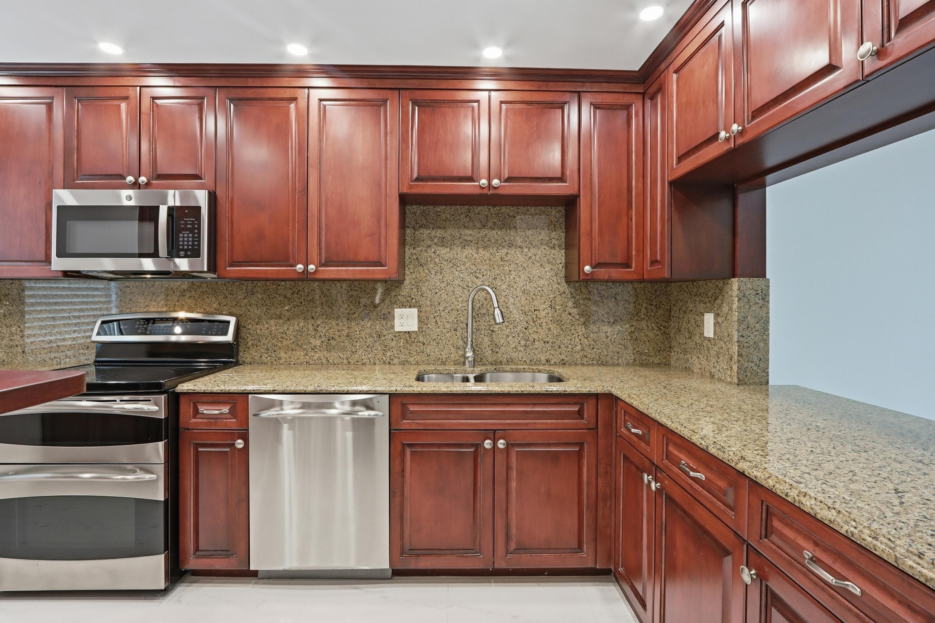220 Lake Drive 206, Palm Beach Shores, FL 33404 — photo 2 of 48