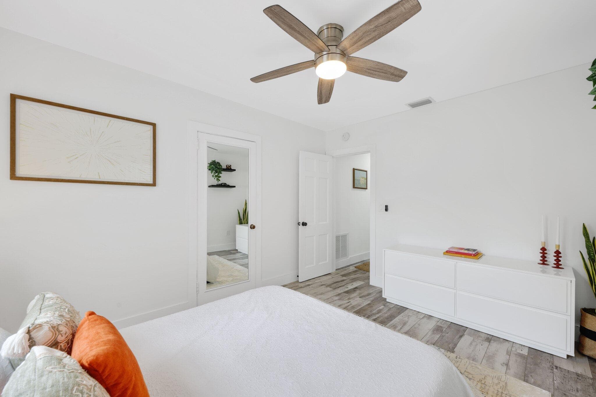 744 Sunset Road, West Palm Beach, FL 33401 — photo 13 of 37