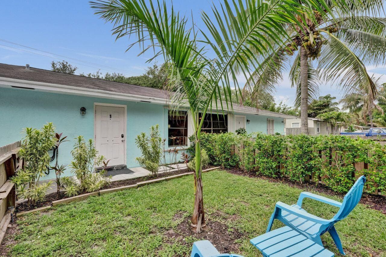 1718 Ridge Road, North Palm Beach, FL 33408 — photo 10 of 38