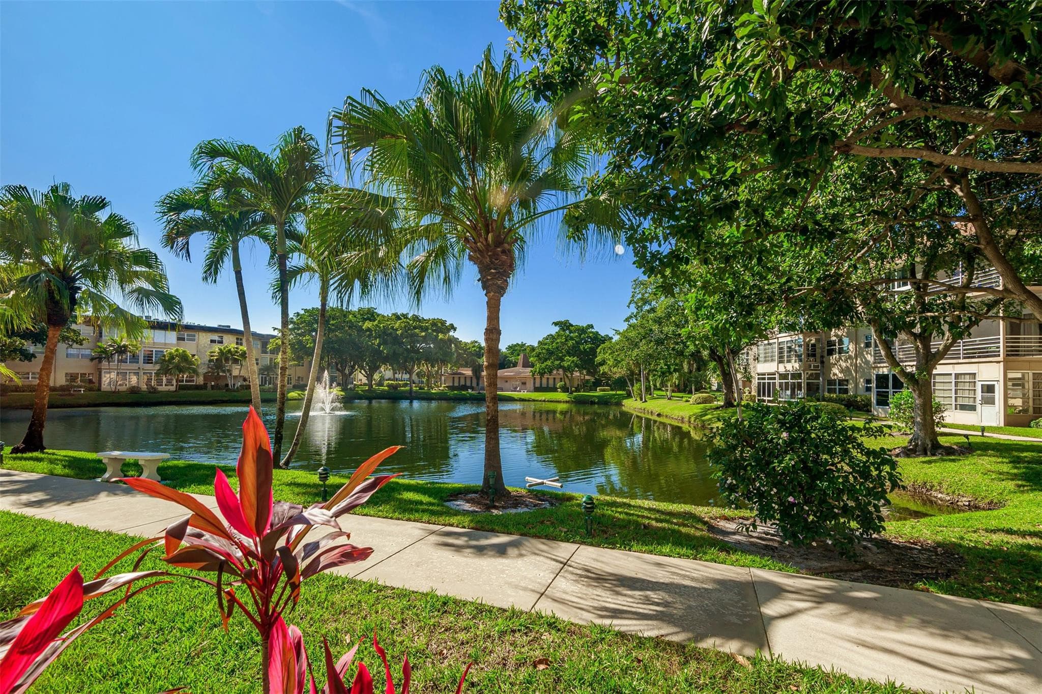 3431 NW 50th Avenue 104, Lauderdale Lakes, FL 33319 — photo 24 of 34