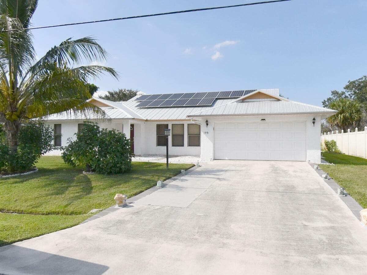 519 NW Marion Avenue A, Port St. Lucie, FL 34983 — photo 1 of 6