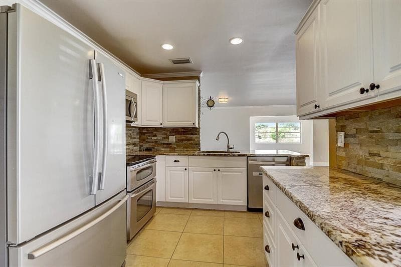 9387 Richmond Circle, Boca Raton, FL 33434 — photo 4 of 15