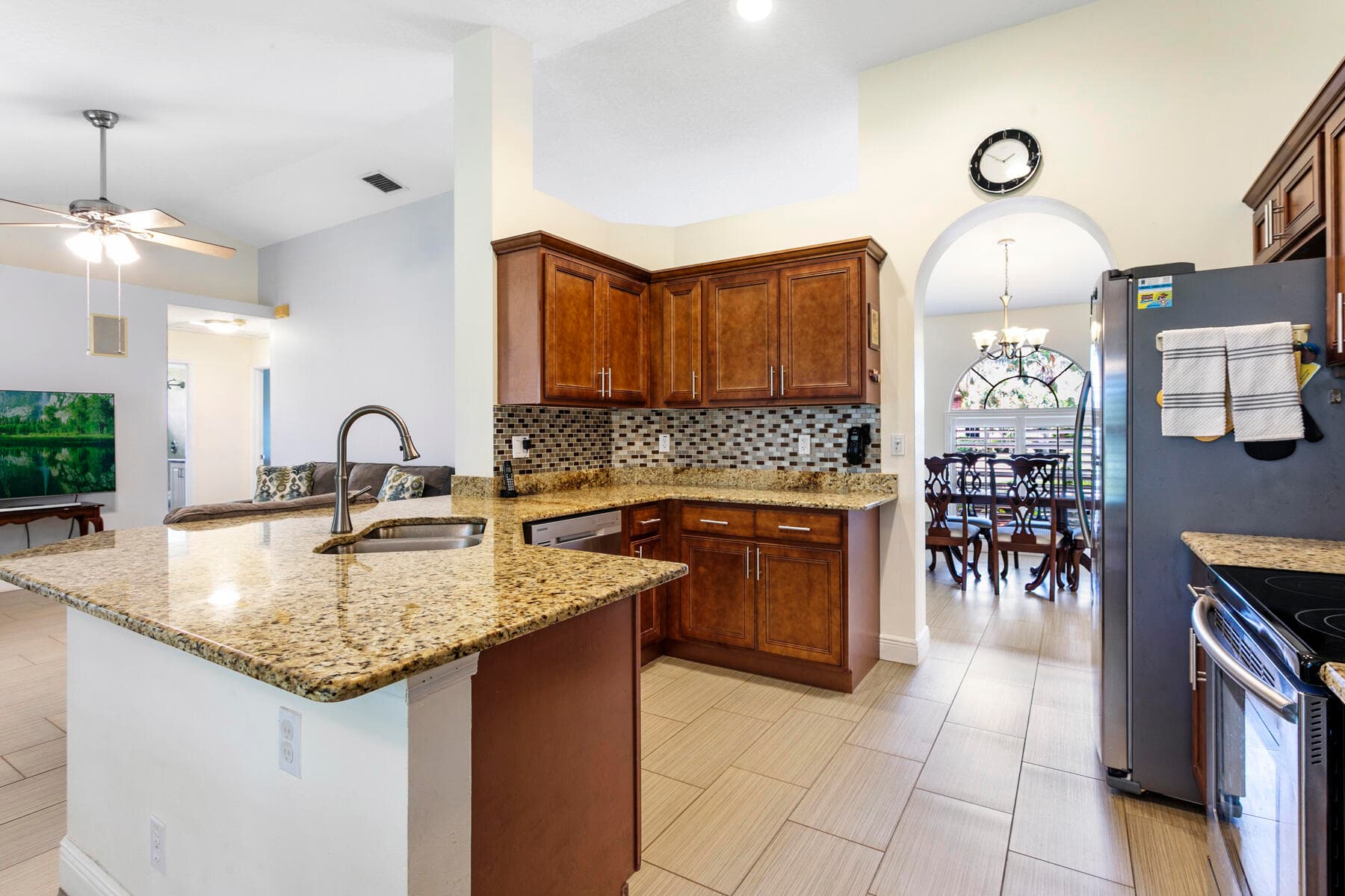 106 Venetian Lane, Royal Palm Beach, FL 33411 — photo 7 of 26