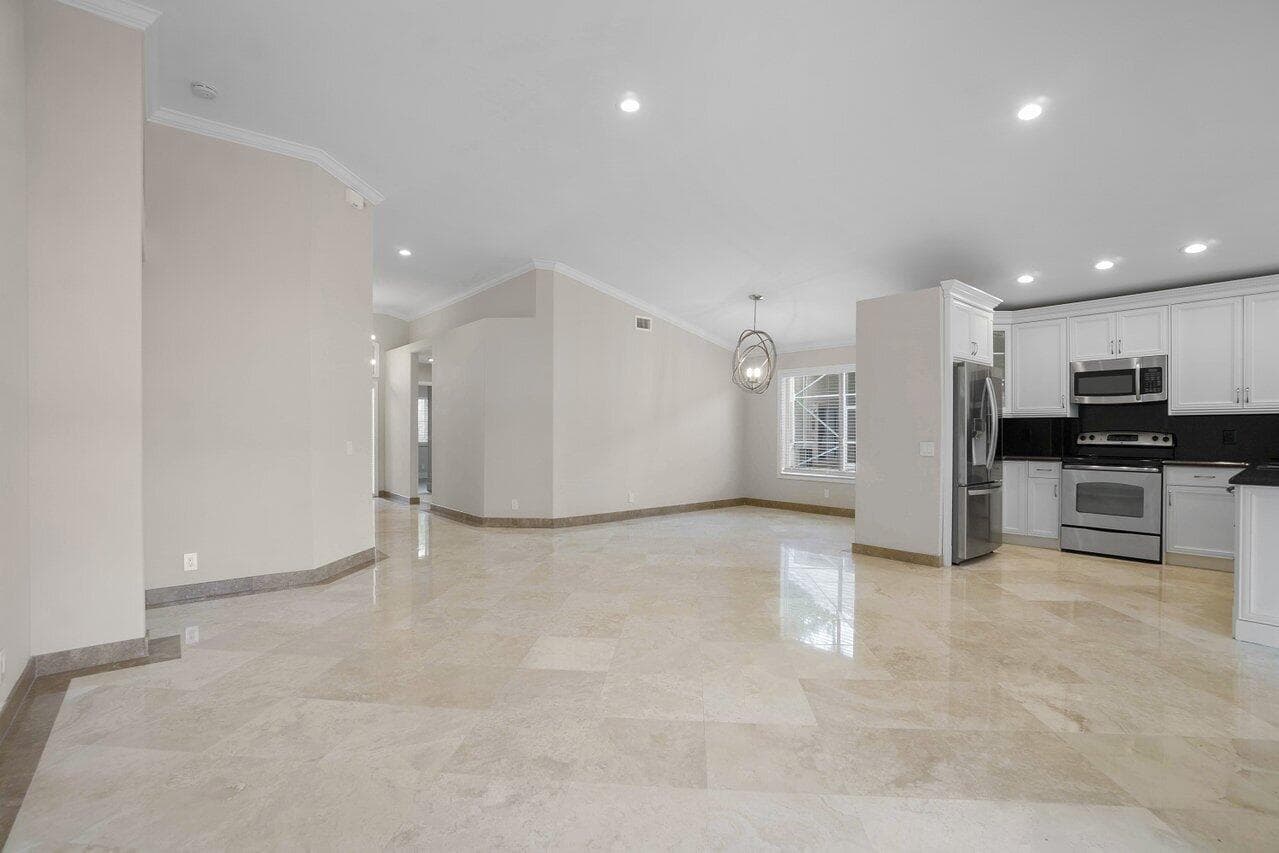 660 NW 45th Avenue, Deerfield Beach, FL 33442 — photo 13 of 55