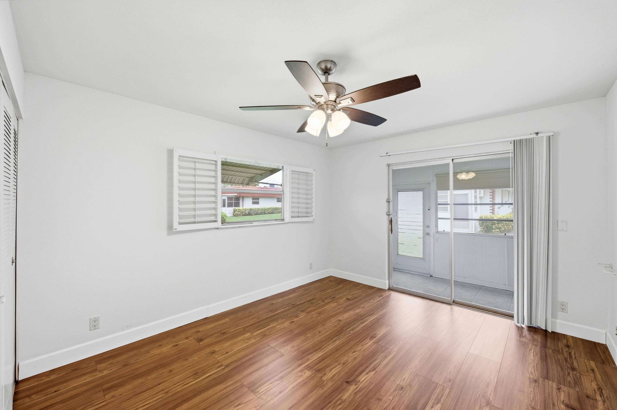 28 Seville 'b', Delray Beach, FL 33446 — photo 13 of 51