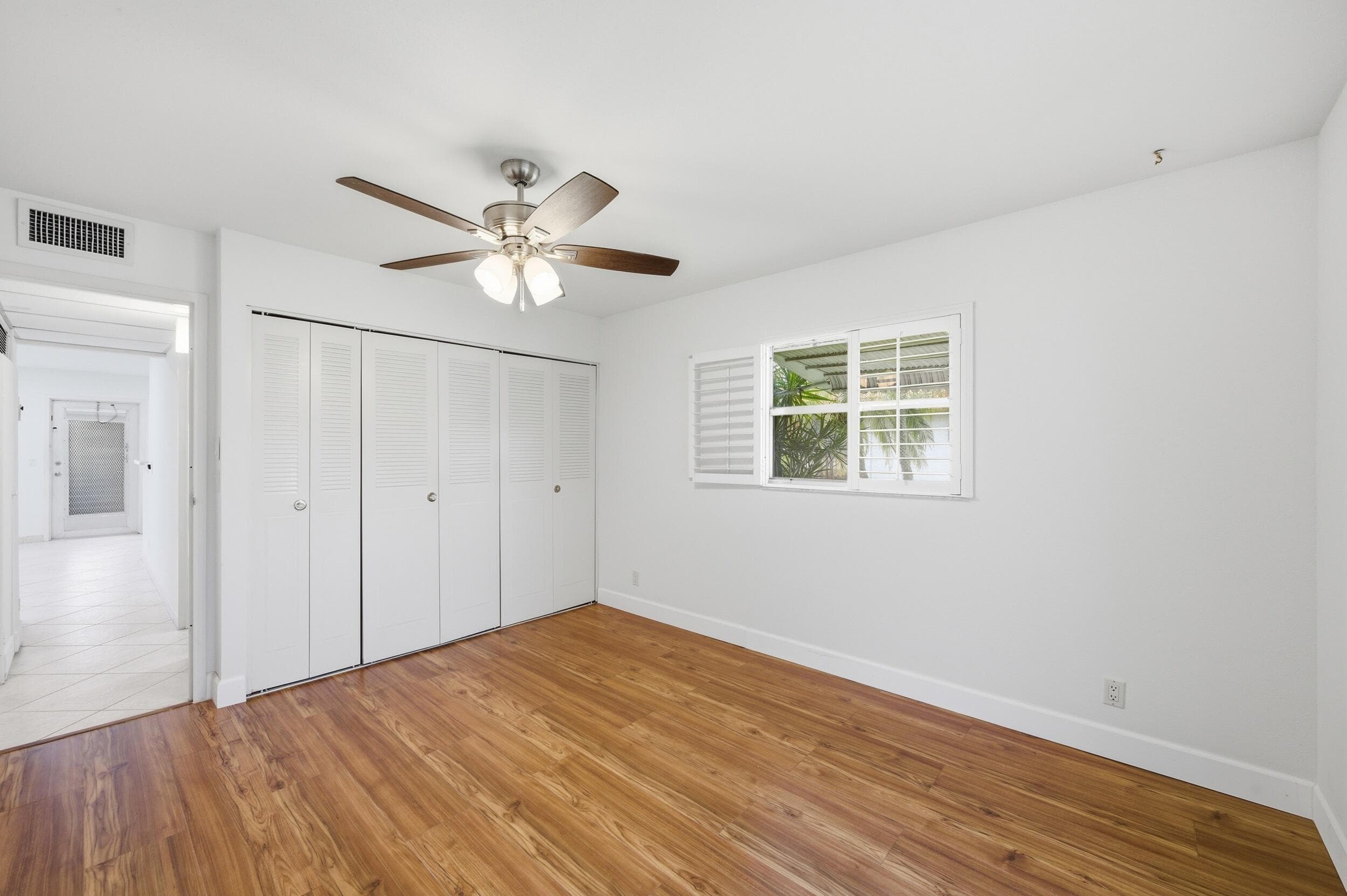 28 Seville 'b', Delray Beach, FL 33446 — photo 16 of 51
