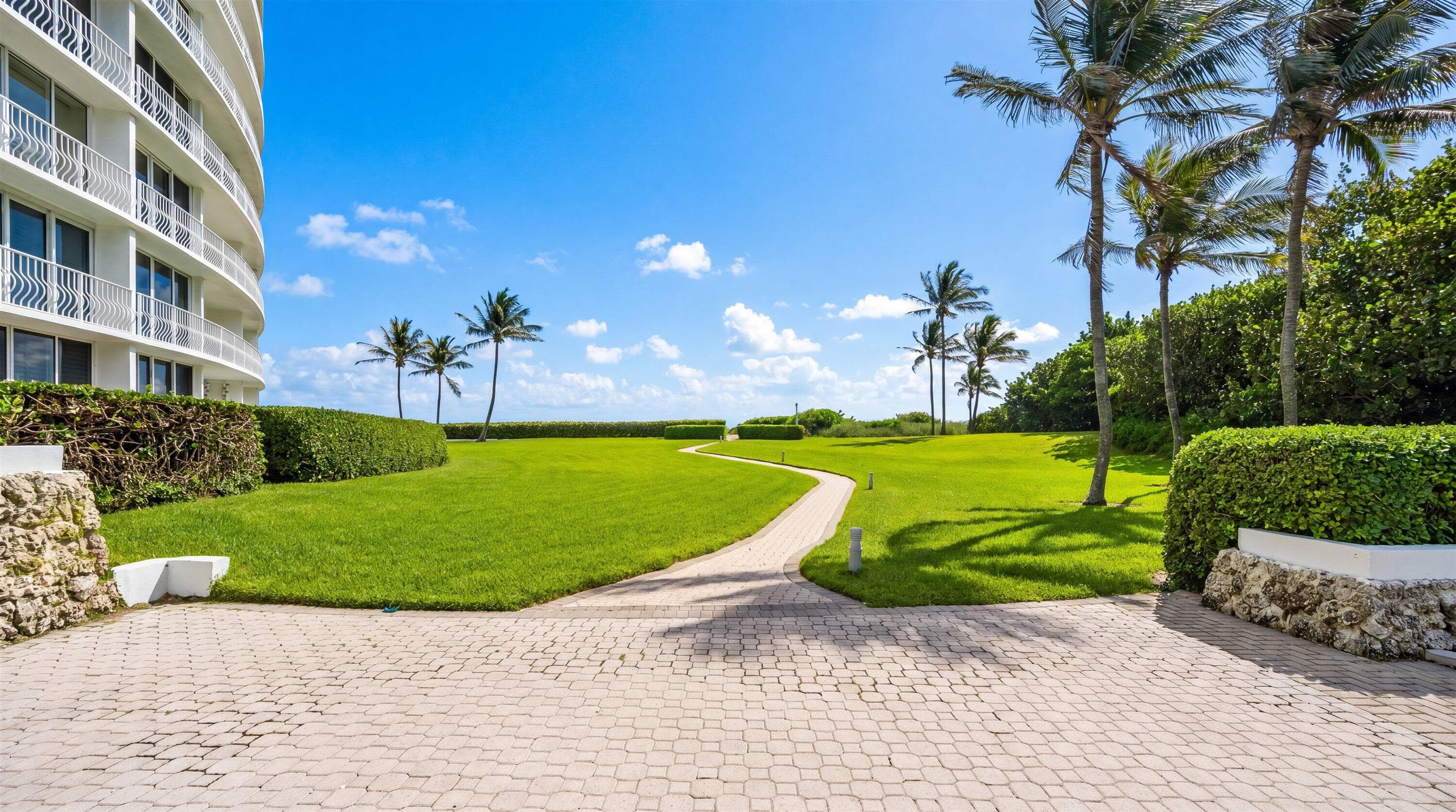 2774 S Ocean Boulevard 206, Palm Beach, FL 33480 — photo 15 of 19