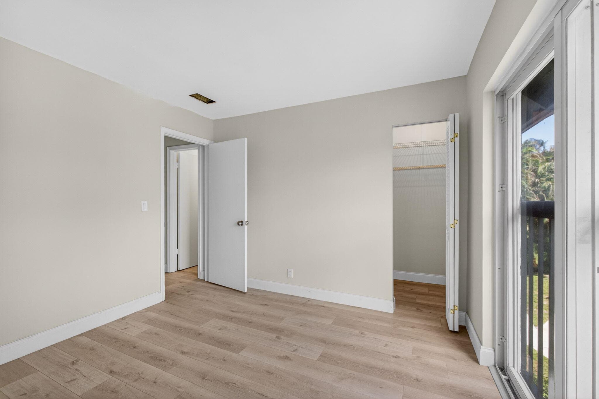 12416 Alternate A1a P2, Palm Beach Gardens, FL 33410 — photo 17 of 35