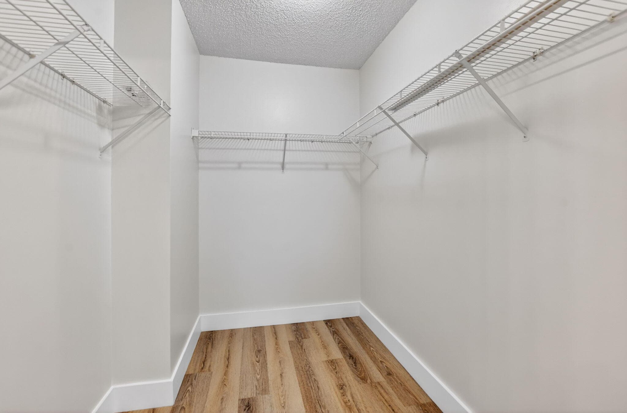 21270 Vía Eden, Boca Raton, FL 33433 — photo 14 of 23