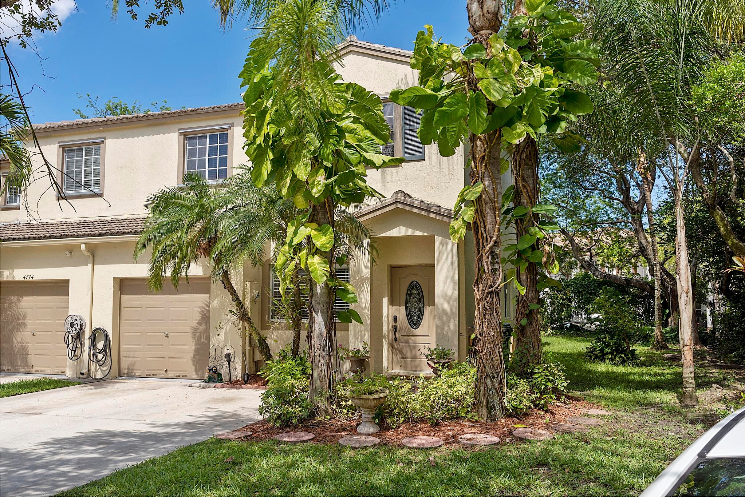 4776 Lago Vista Drive, Coconut Creek, FL 33073 — photo 3 of 41
