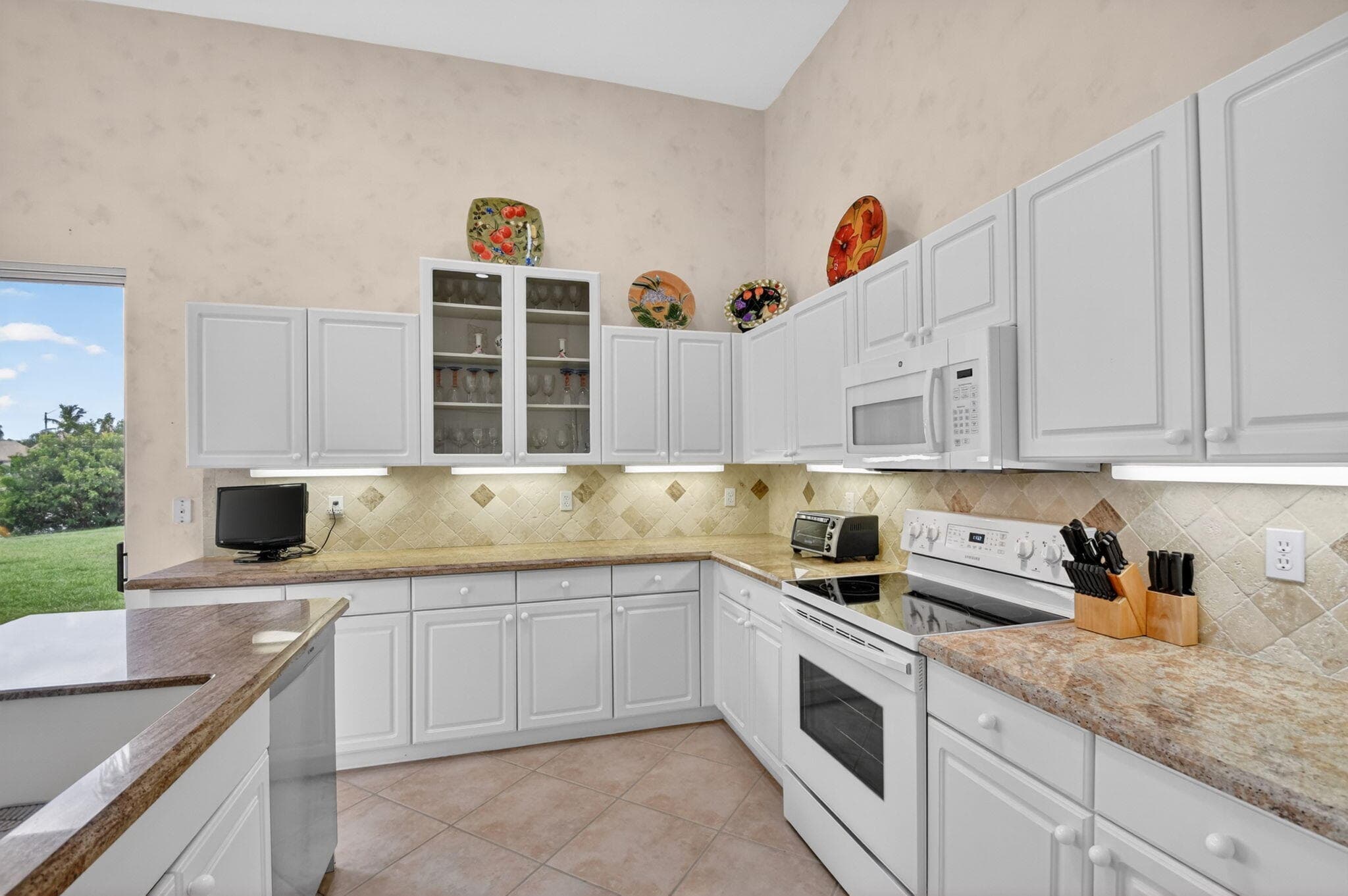 7760 Carrington Court, Boynton Beach, FL 33472 — photo 15 of 98