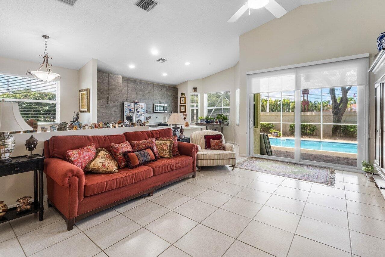 136 Hidden Hollow Terrace, Palm Beach Gardens, FL 33418 — photo 10 of 30