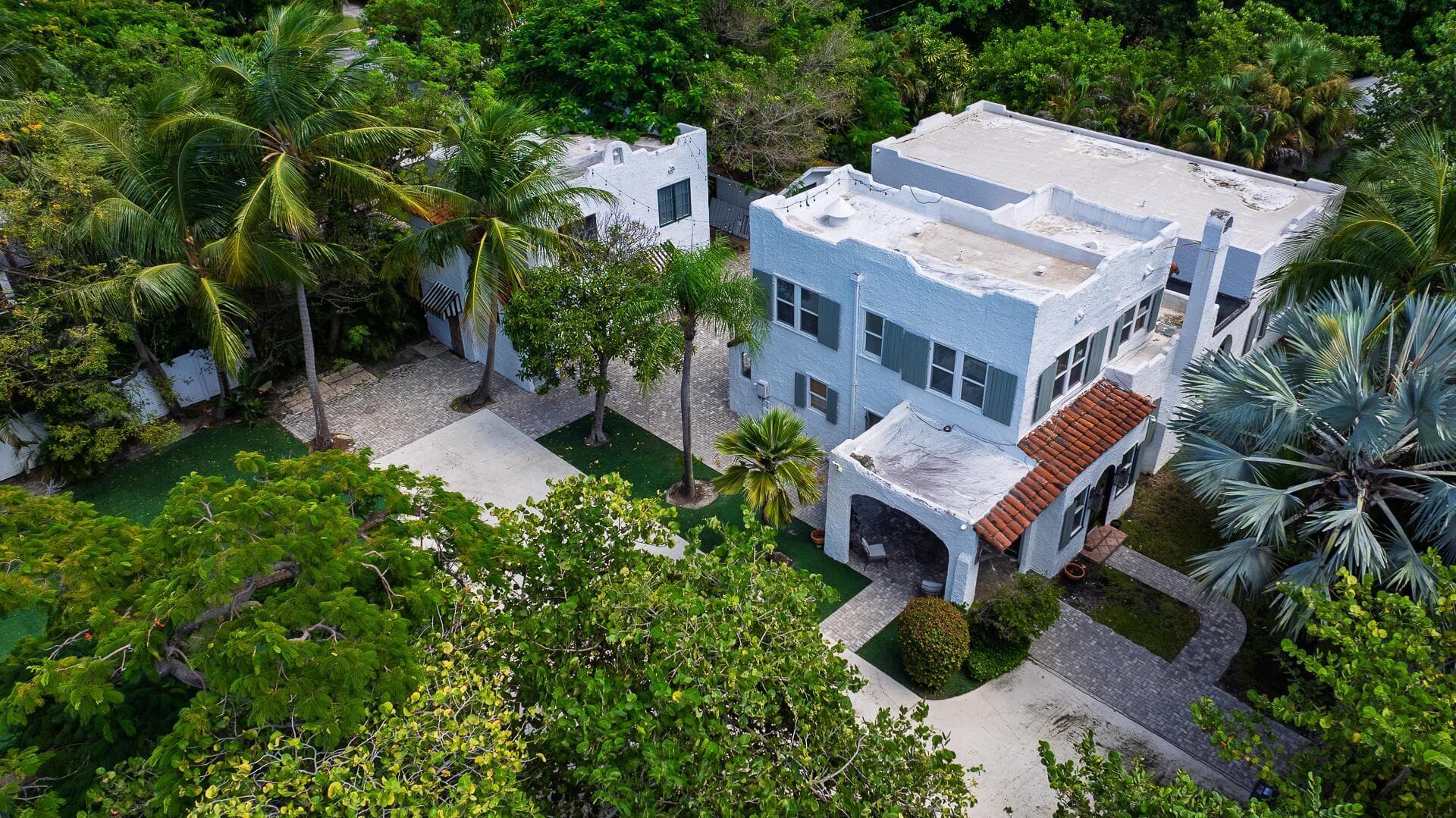 717 Forest Hill Boulevard, West Palm Beach, FL 33405 — photo 12 of 71