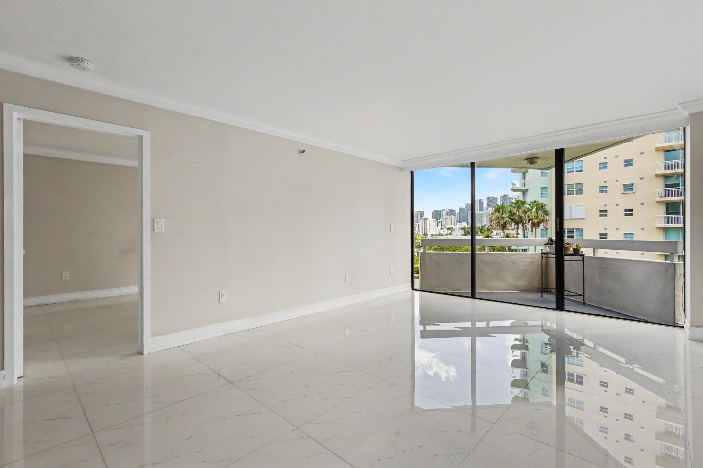 2501 Brickell Avenue 903, Miami, FL 33129 — photo 14 of 43