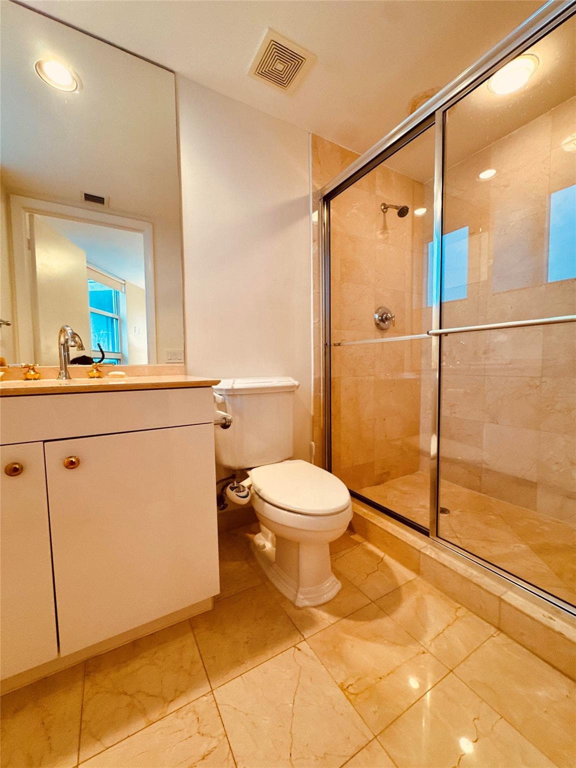 19111 Collins Avenue 2807, Sunny Isles Beach, FL 33160 — photo 28 of 32