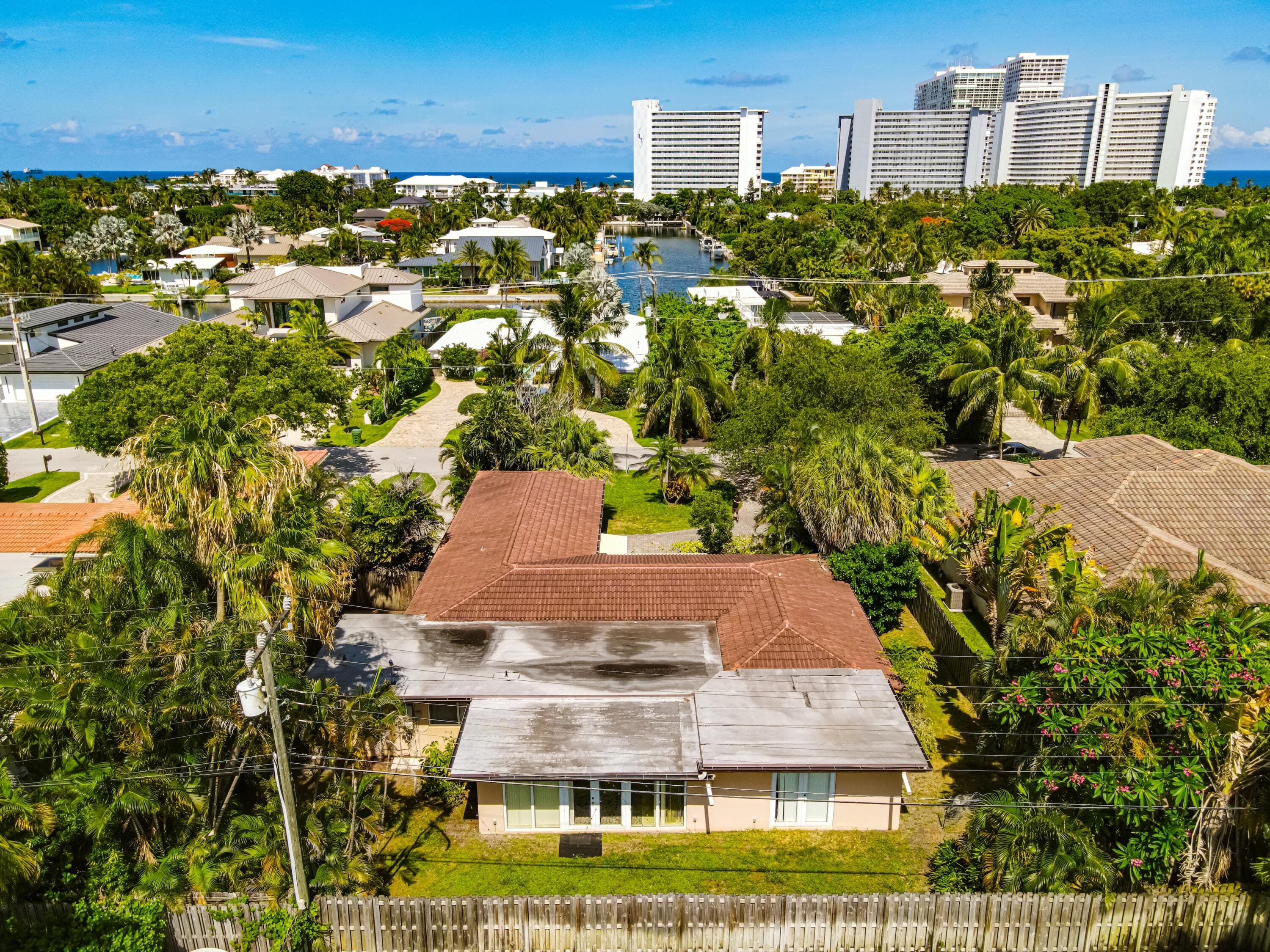 1817 SE 25 Avenue, Fort Lauderdale, FL 33316 — photo 5 of 10