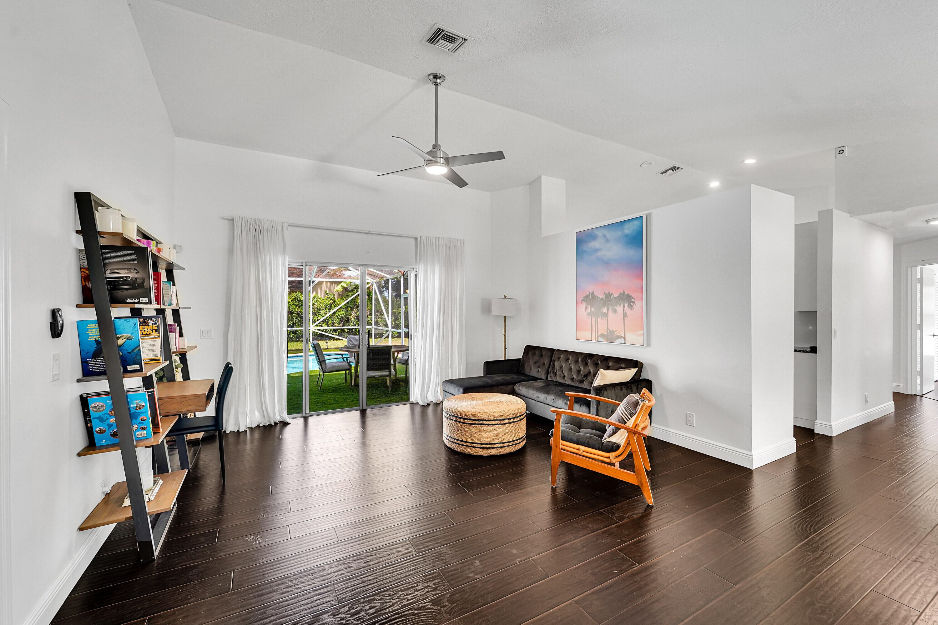 945 Sunflower Avenue, Delray Beach, FL 33445 — photo 8 of 47