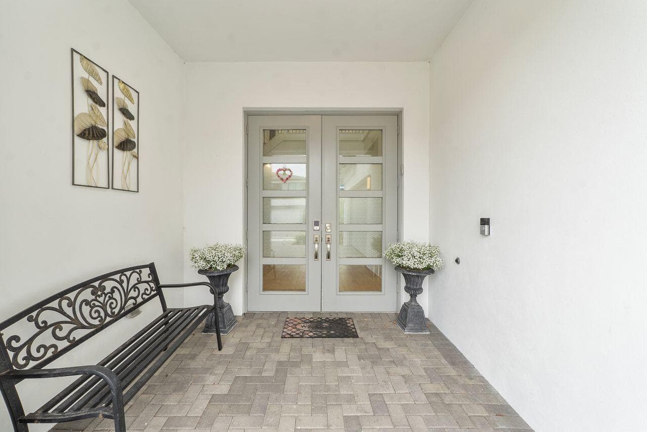 17057 Watersprite Lakes Road, Boca Raton, FL 33496 — photo 4 of 89