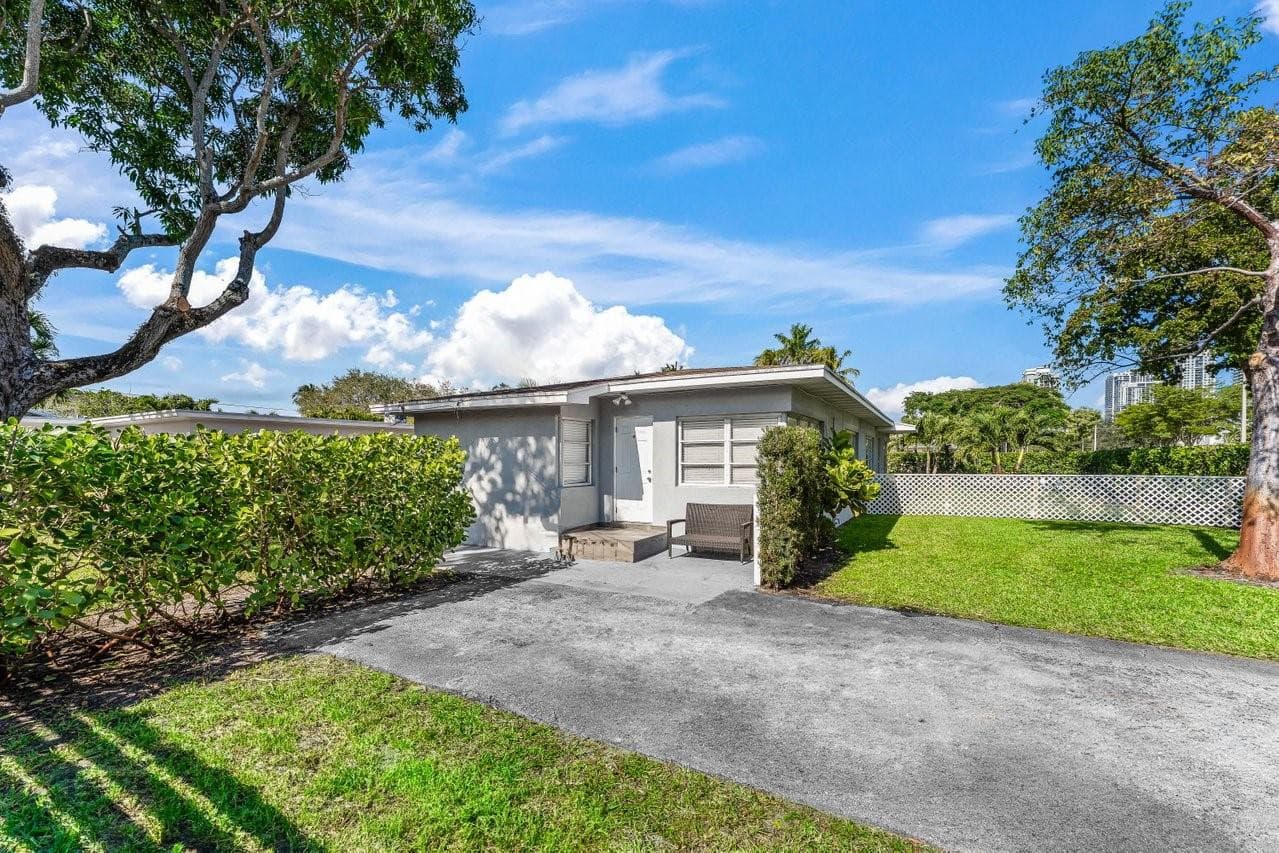1001-1003 SW 4th Avenue 1-2, Fort Lauderdale, FL 33315 — photo 1 of 29