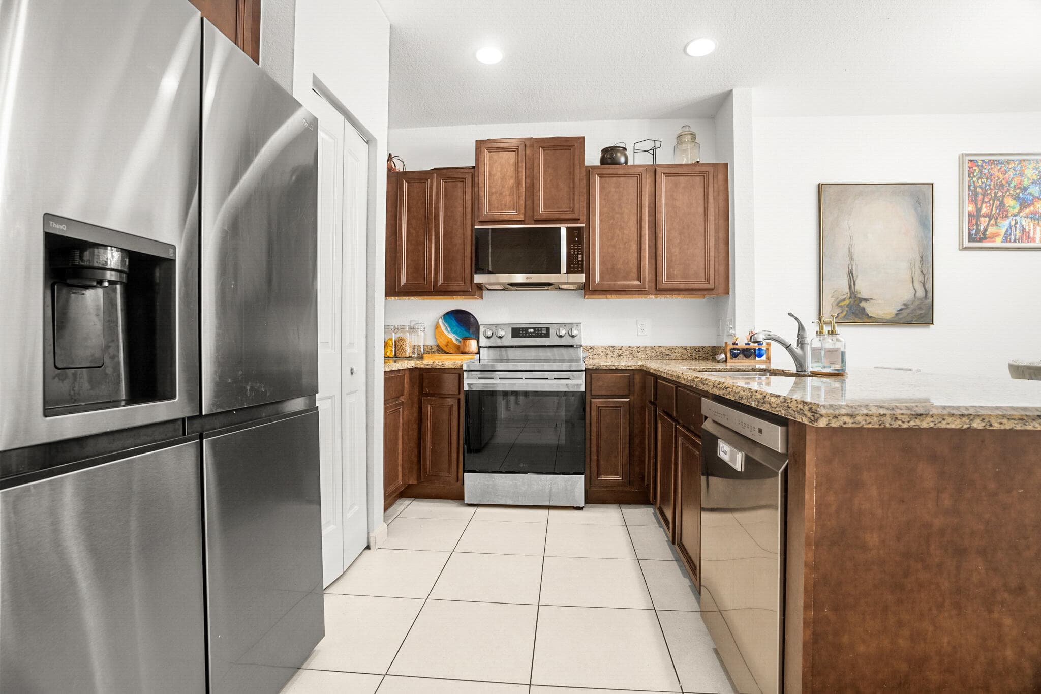 4236 N Dixie Highway 132, Oakland Park, FL 33334 — photo 11 of 39