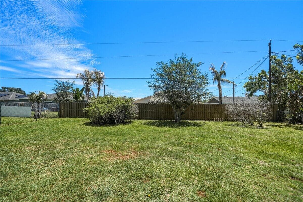 465 SE Asbury Lane, Port St. Lucie, FL 34983 — photo 35 of 49