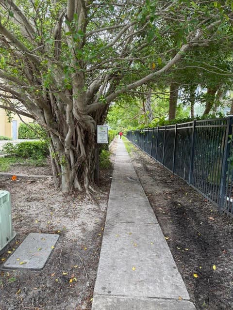 1260 Manor Drive, Riviera Beach, FL 33404 — photo 6 of 59