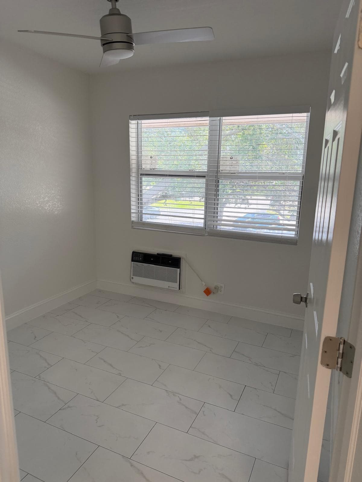 110 NW 7th Avenue 18, Pompano Beach, FL 33060 — photo 16 of 23