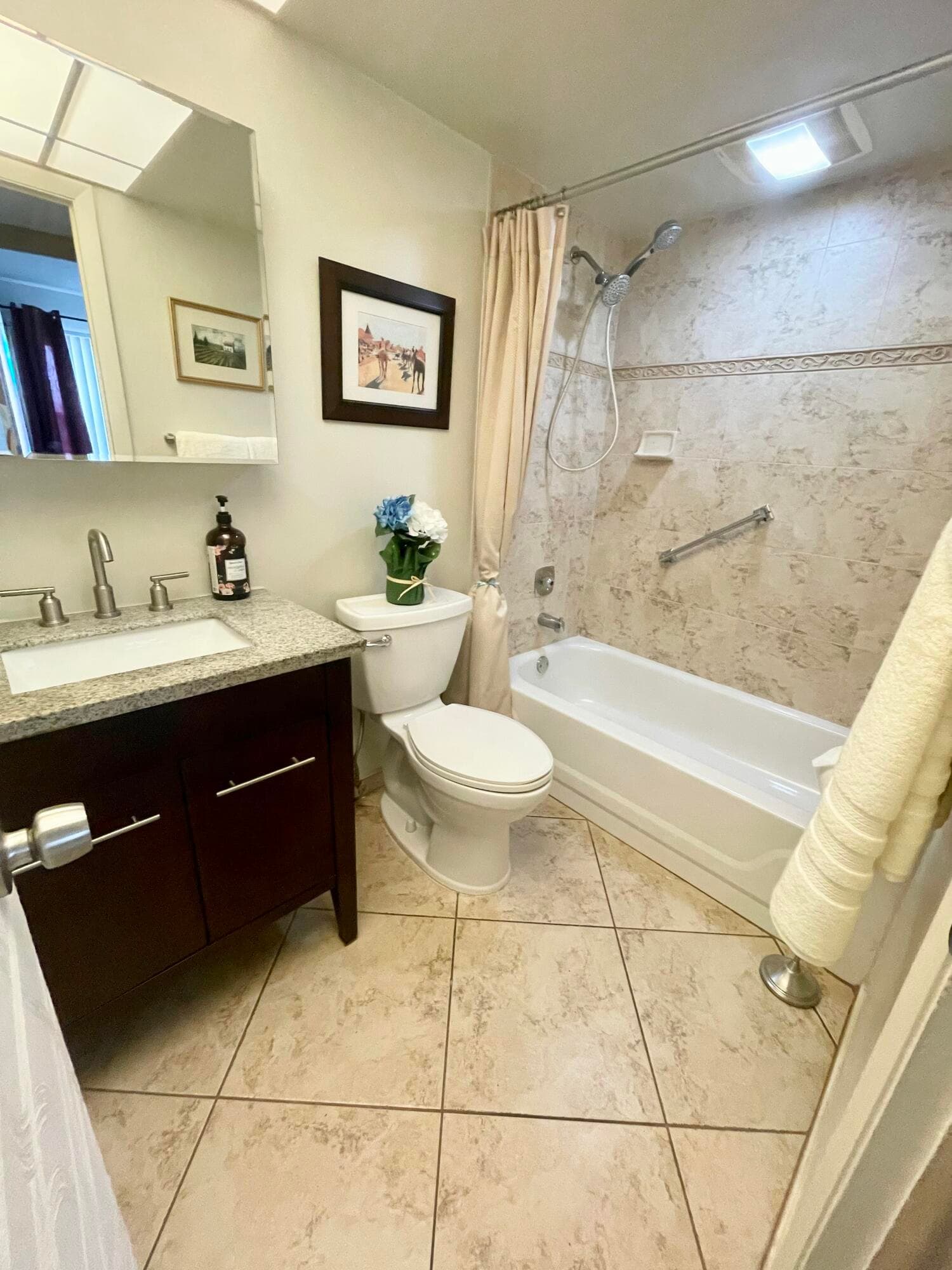 9370 Sunrise Lakes Boulevard 304, Sunrise, FL 33322 — photo 9 of 42