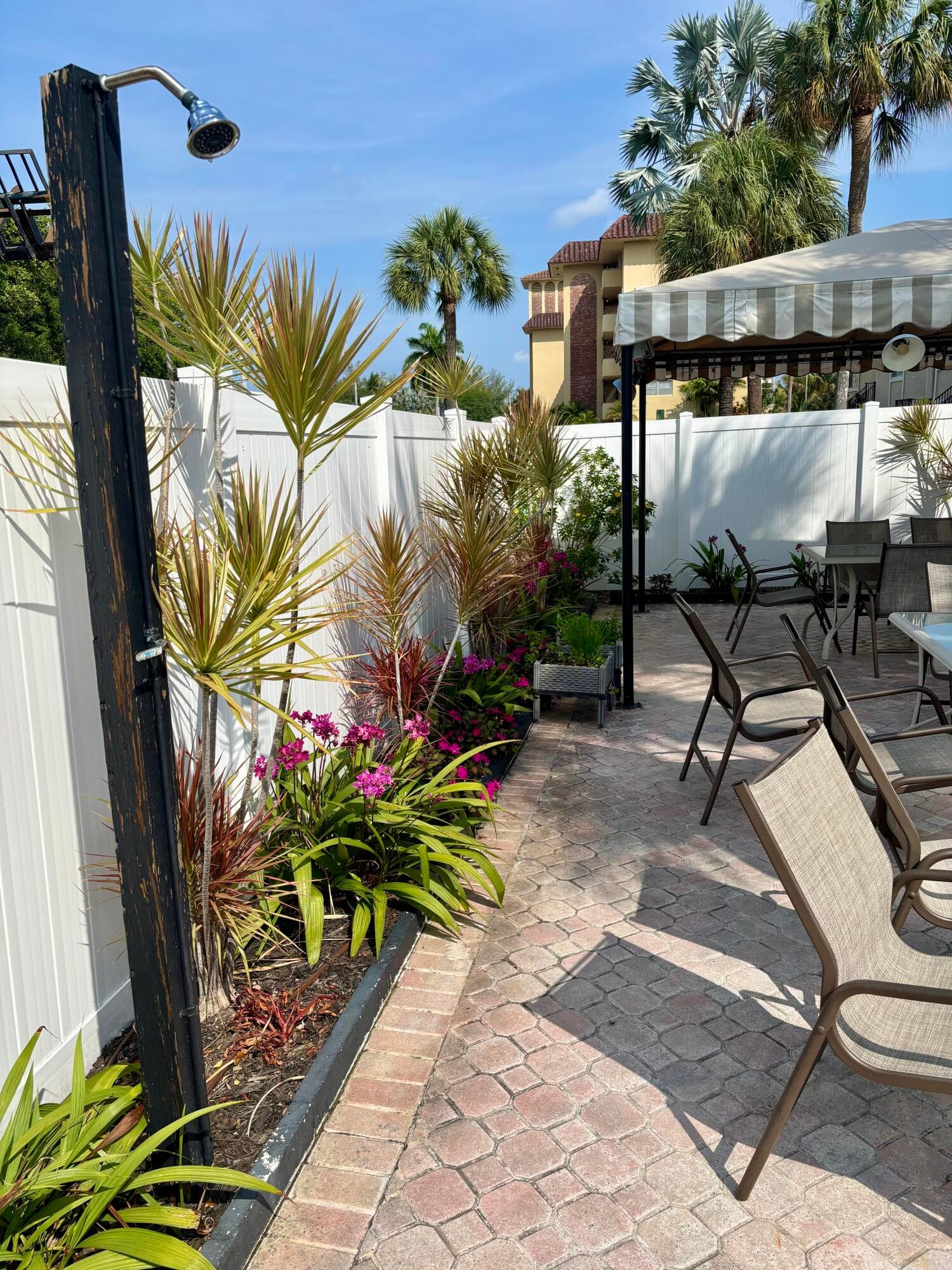 4040 Crystal Lake Drive 101, Pompano Beach, FL 33064 — photo 18 of 21