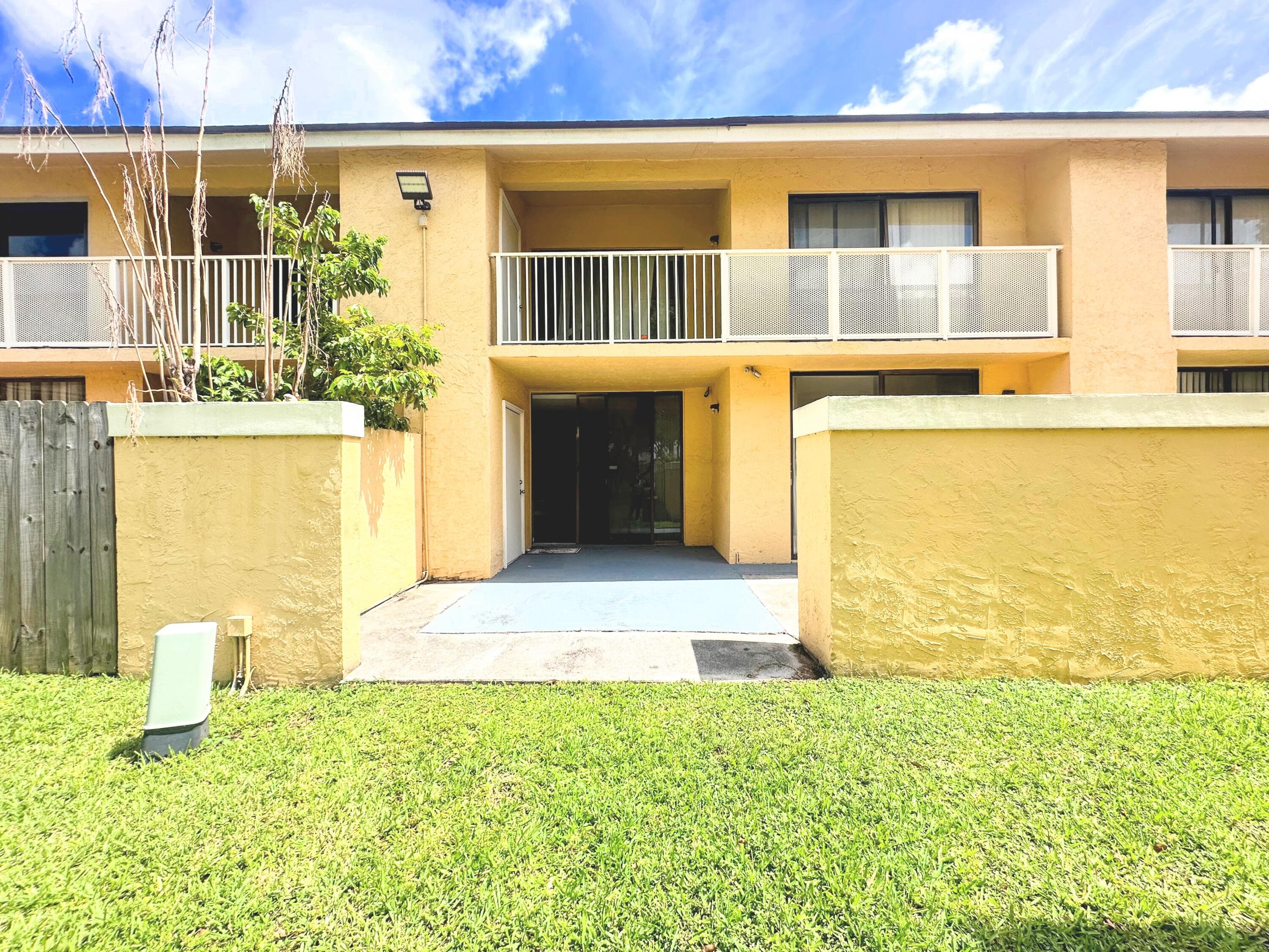 430 NW 214th Street 103, Miami Gardens, FL 33169 — photo 20 of 24