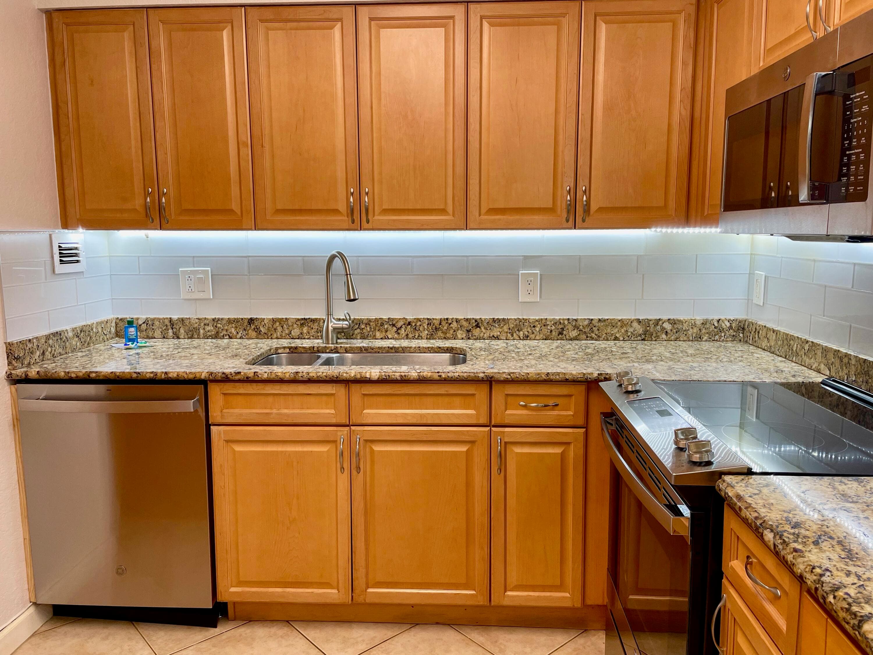 1000 Spanish River Road 2n, Boca Raton, FL 33432 — photo 6 of 58