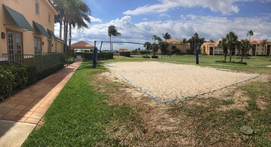 160 Yacht Club Way 209, Hypoluxo, FL 33462 — photo 23 of 32