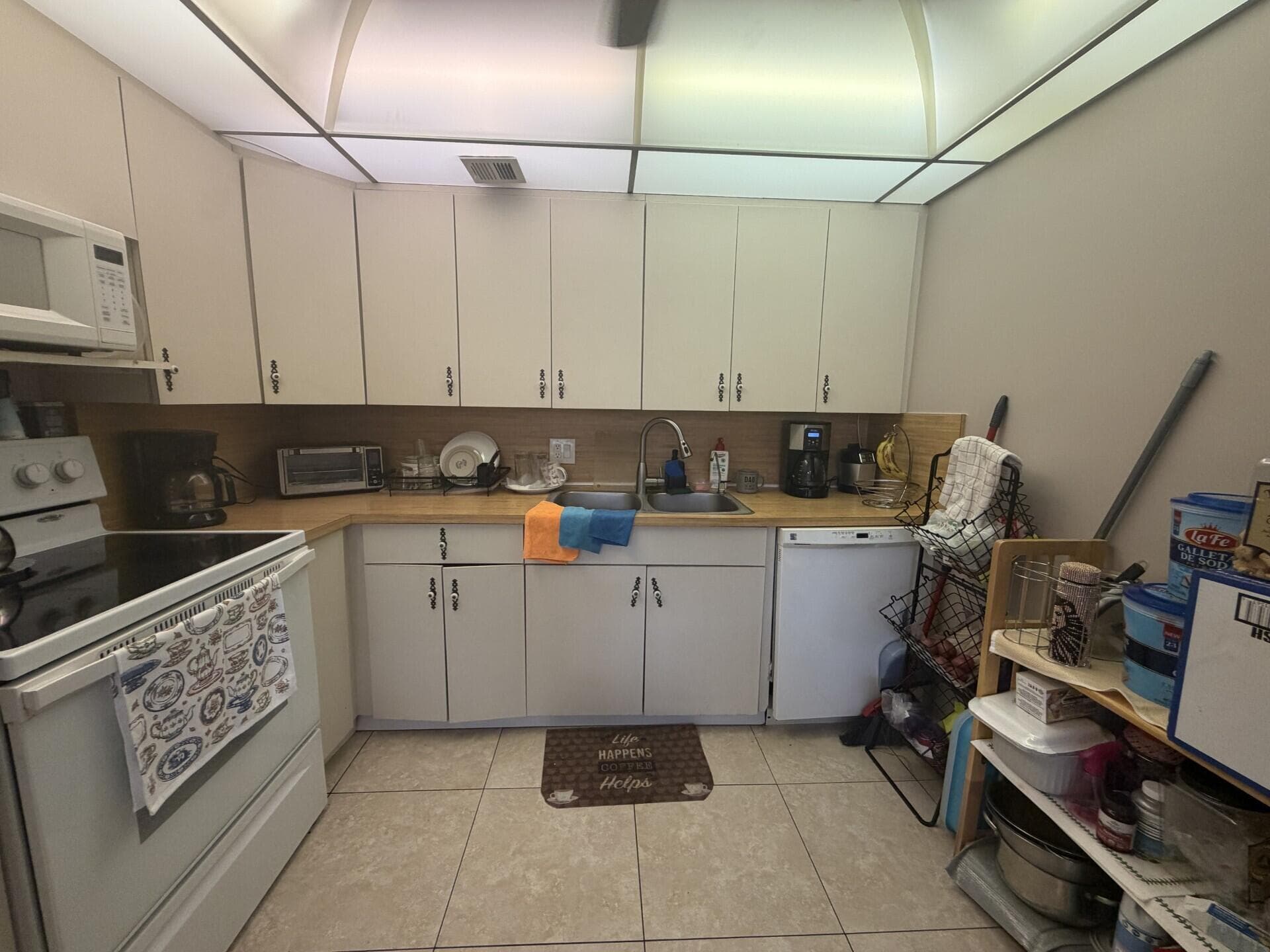 1011 Ventnor Crescent, Deerfield Beach, FL 33442 — photo 3 of 7