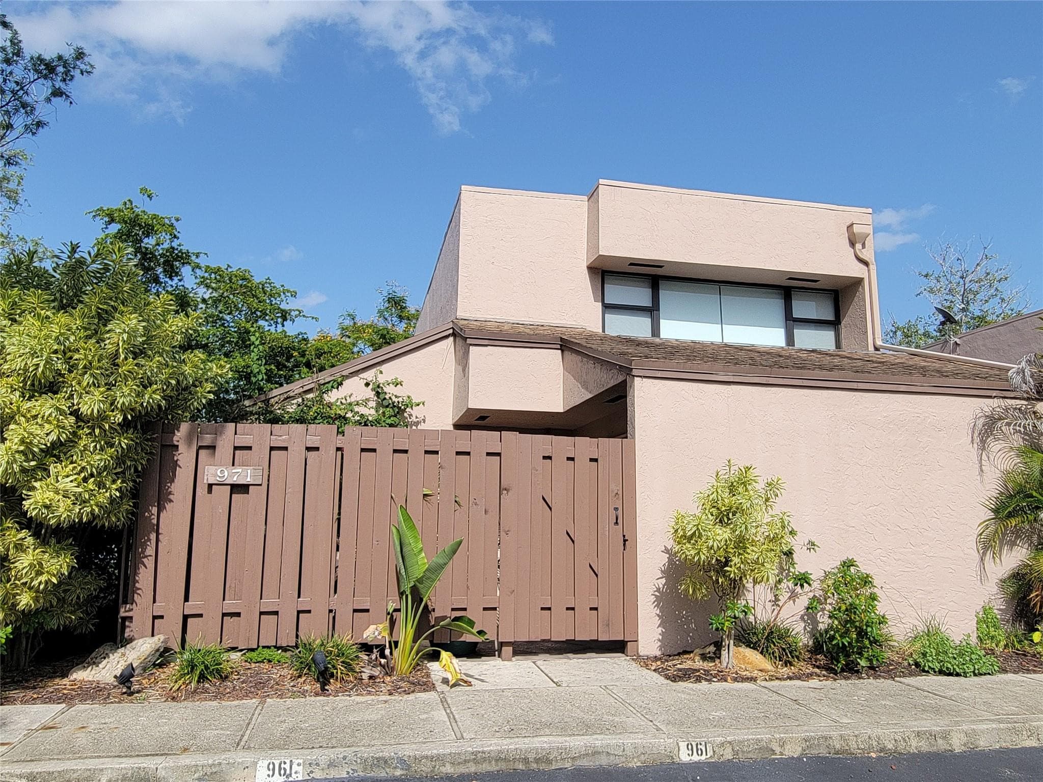 971 NW 122nd Terrace, Pembroke Pines, FL 33026 — photo 1 of 24