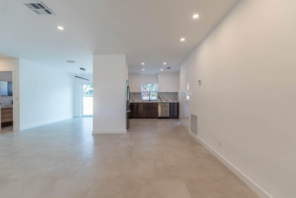 2712 Lake Ida Road, Delray Beach, FL 33445 — photo 10 of 34