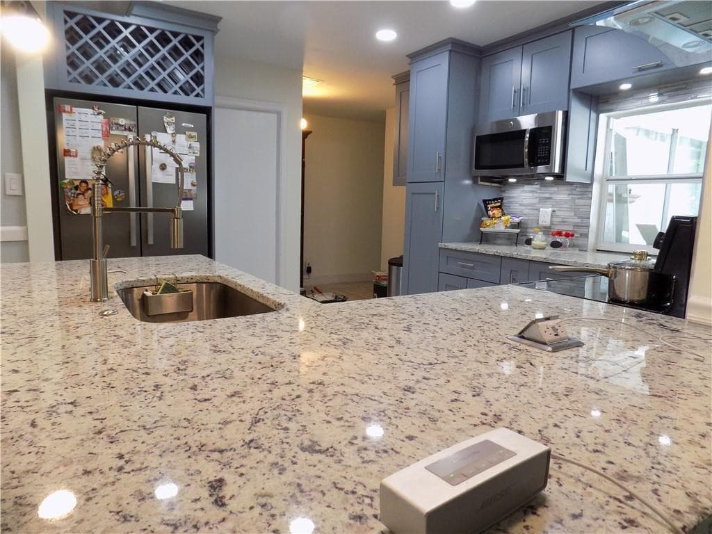 7811 NW 40th Court, Coral Springs, FL 33065 — photo 11 of 36