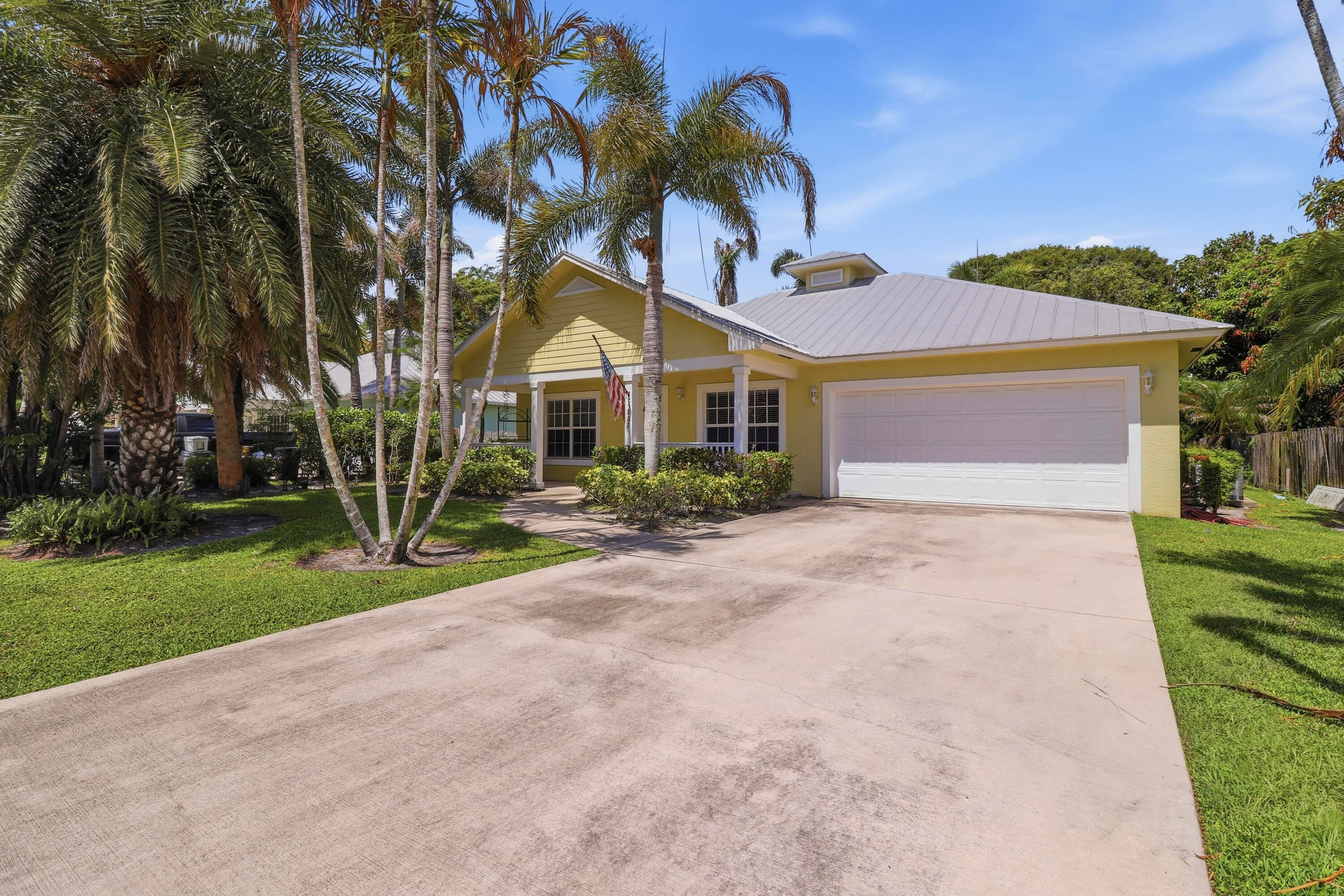 5802 SE Wesley Avenue, Stuart, FL 34997 — photo 2 of 31