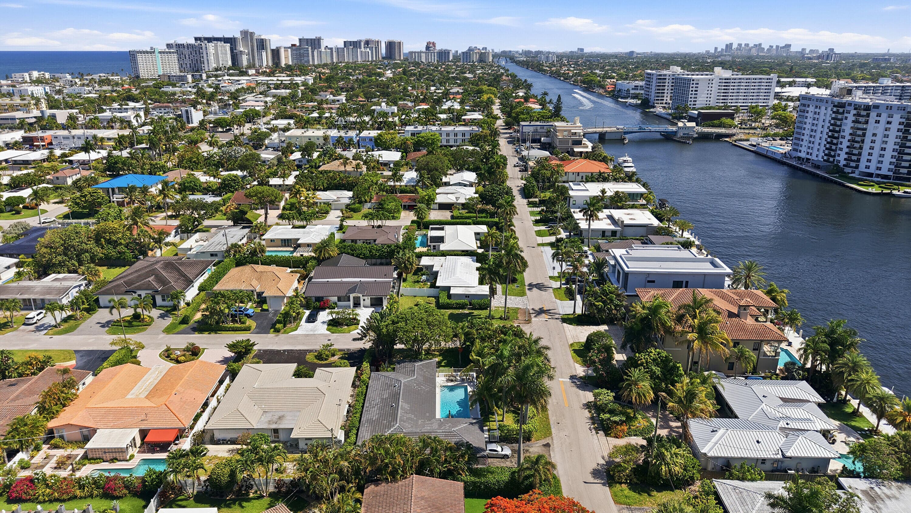 4454 W Tradewinds Avenue W, Lauderdale-By-The-Sea, FL 33308 — photo 31 of 33