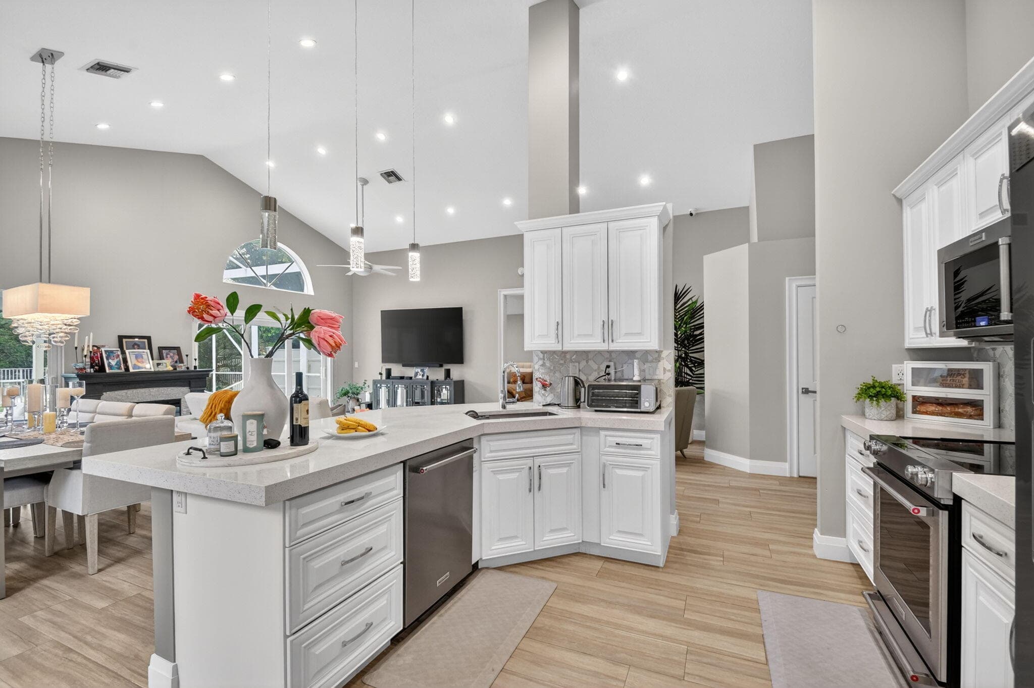 7070 Charleston Point Drive, Lake Worth, FL 33467 — photo 14 of 60