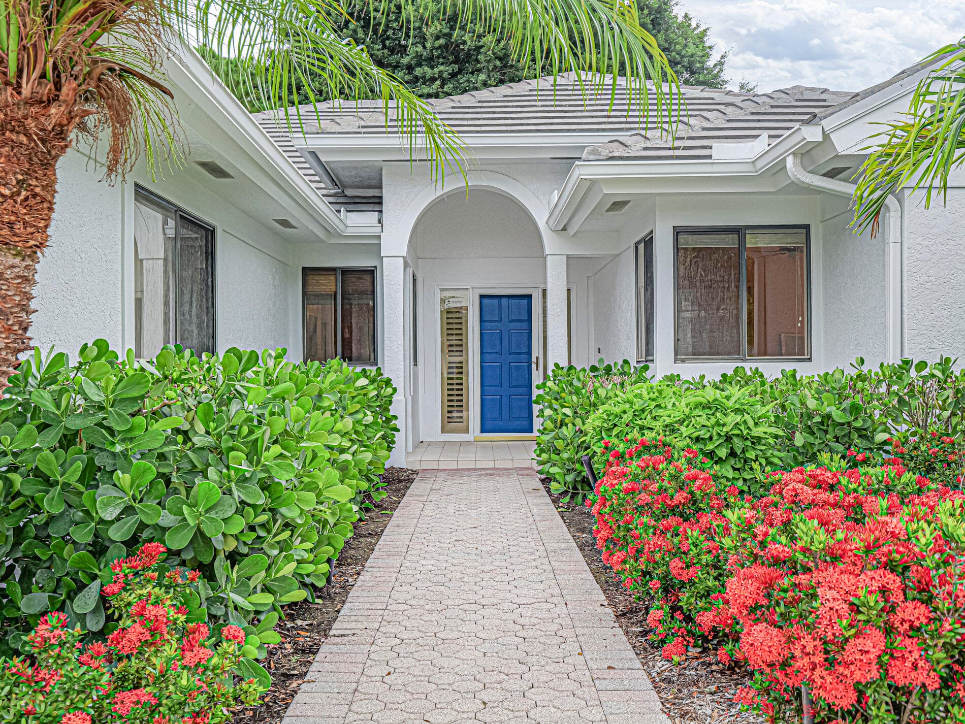 3390 SE Putnam Court, Stuart, FL 34997 — photo 6 of 60