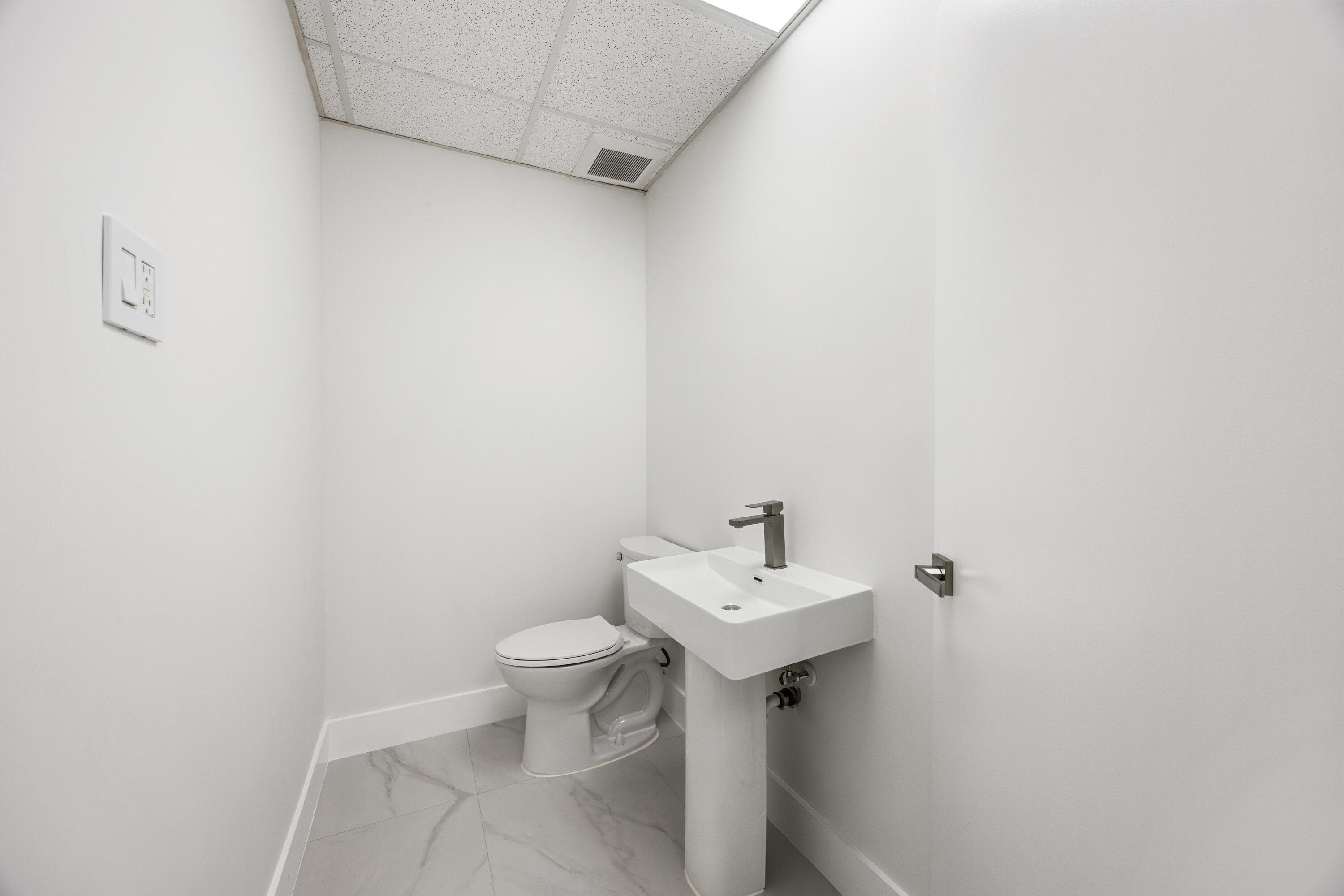 150 NW 70th Avenue 04, Plantation, FL 33317 — photo 13 of 15