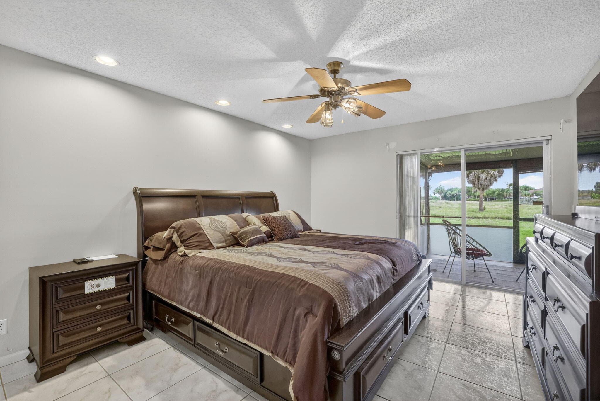 7426 Pinewalk Drive S 19-4, Margate, FL 33063 — photo 13 of 46