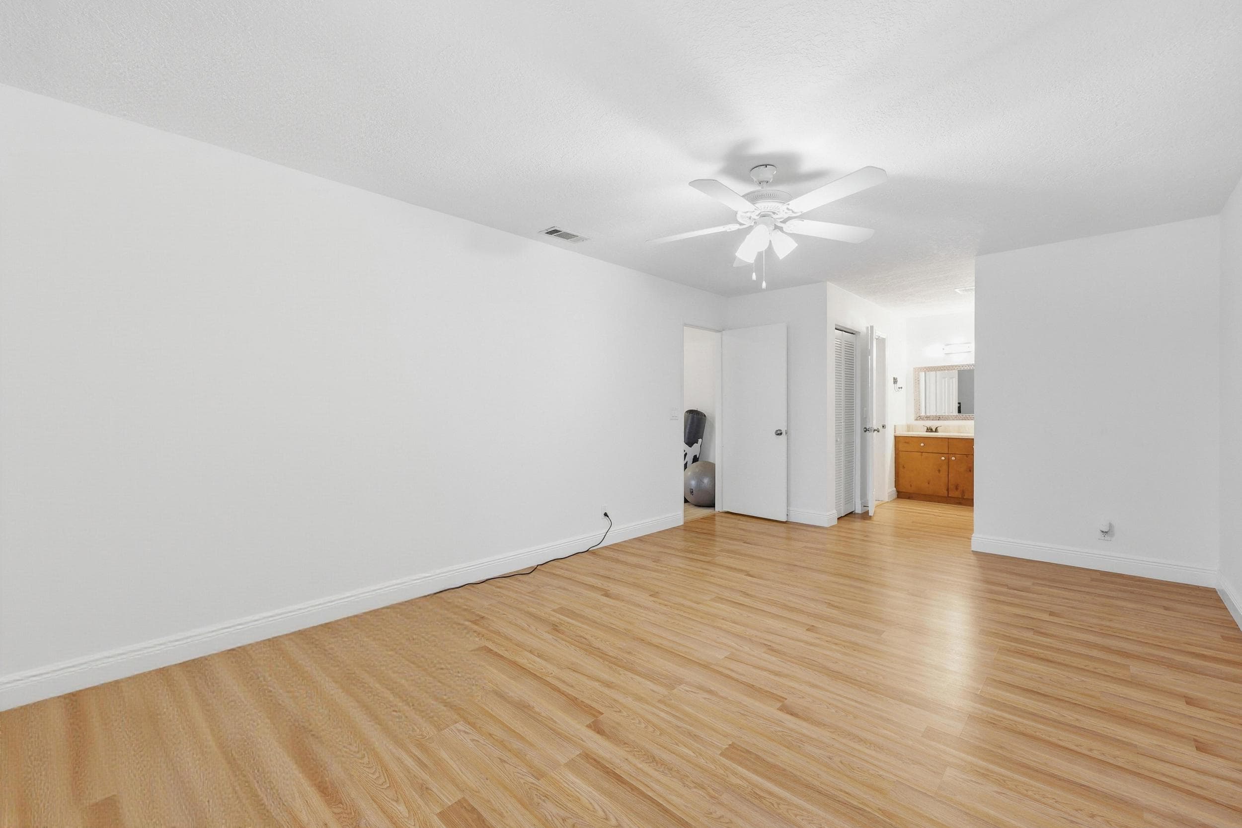 301 Lakewood Drive 8a, Jupiter, FL 33458 — photo 14 of 21
