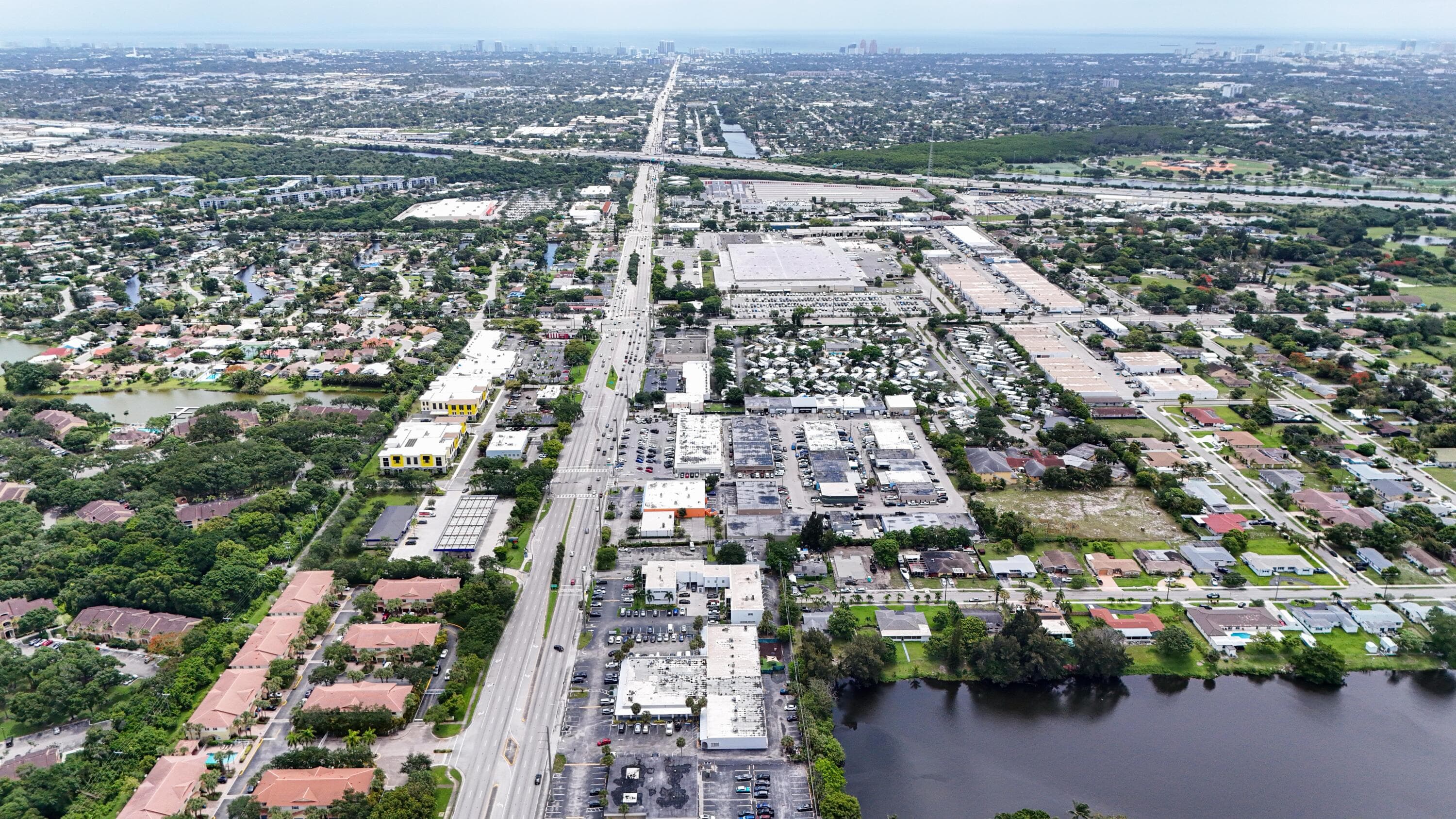 2450 W Oakland Park Boulevard, Oakland Park, FL 33311 — photo 7 of 13