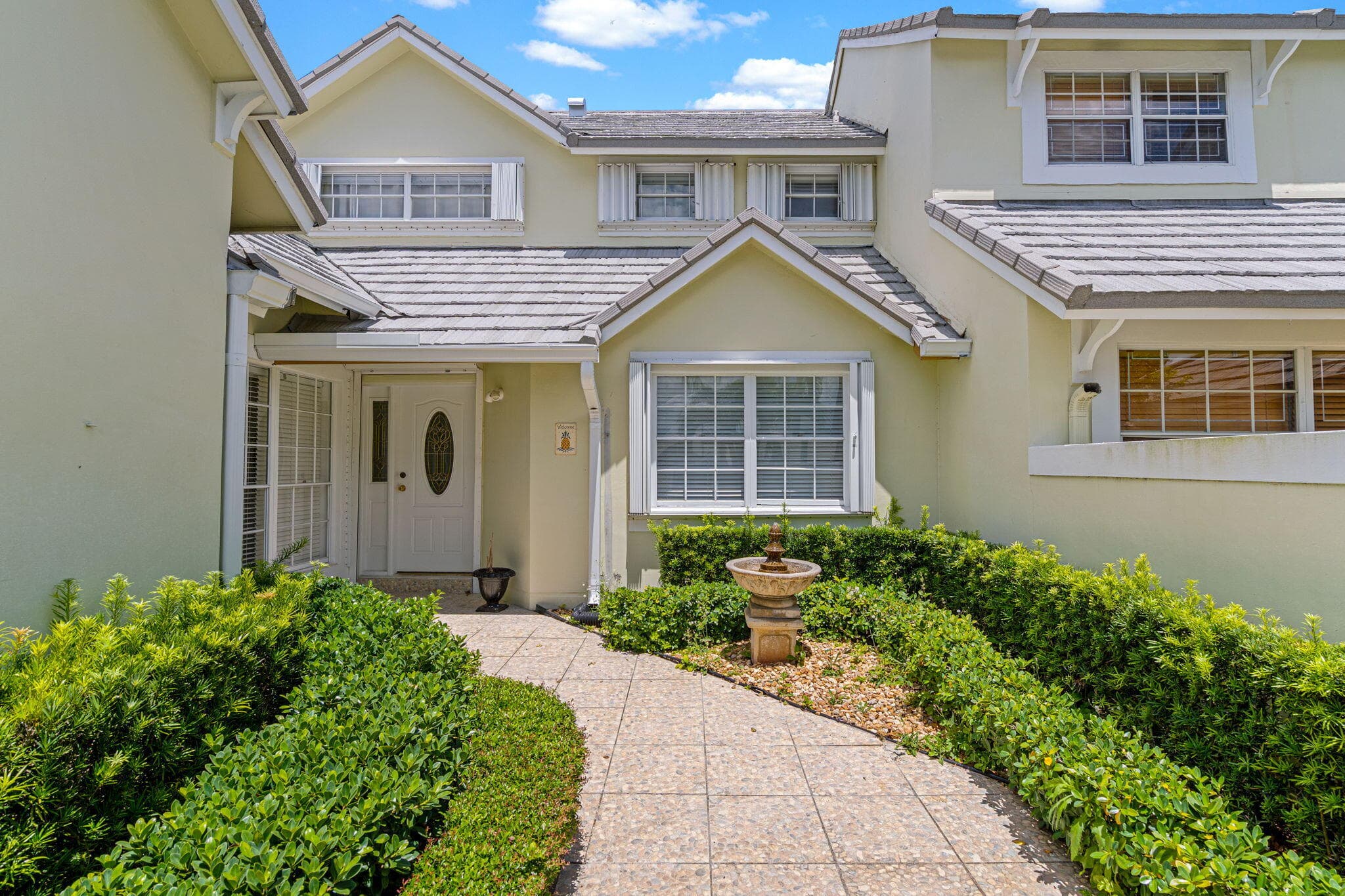 4825 NW 98th Place, Doral, FL 33178 — photo 5 of 71