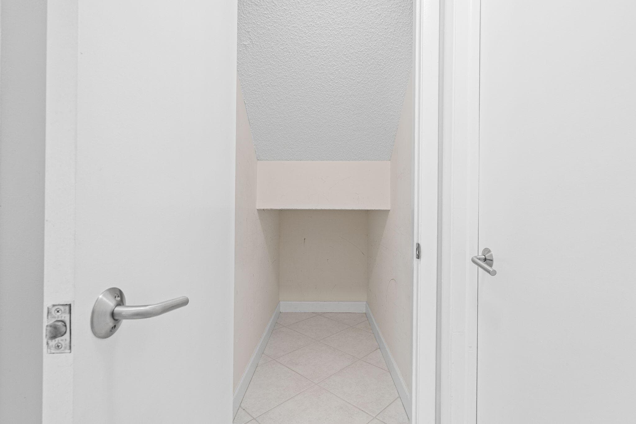 4825 NW 98th Place, Doral, FL 33178 — photo 22 of 71