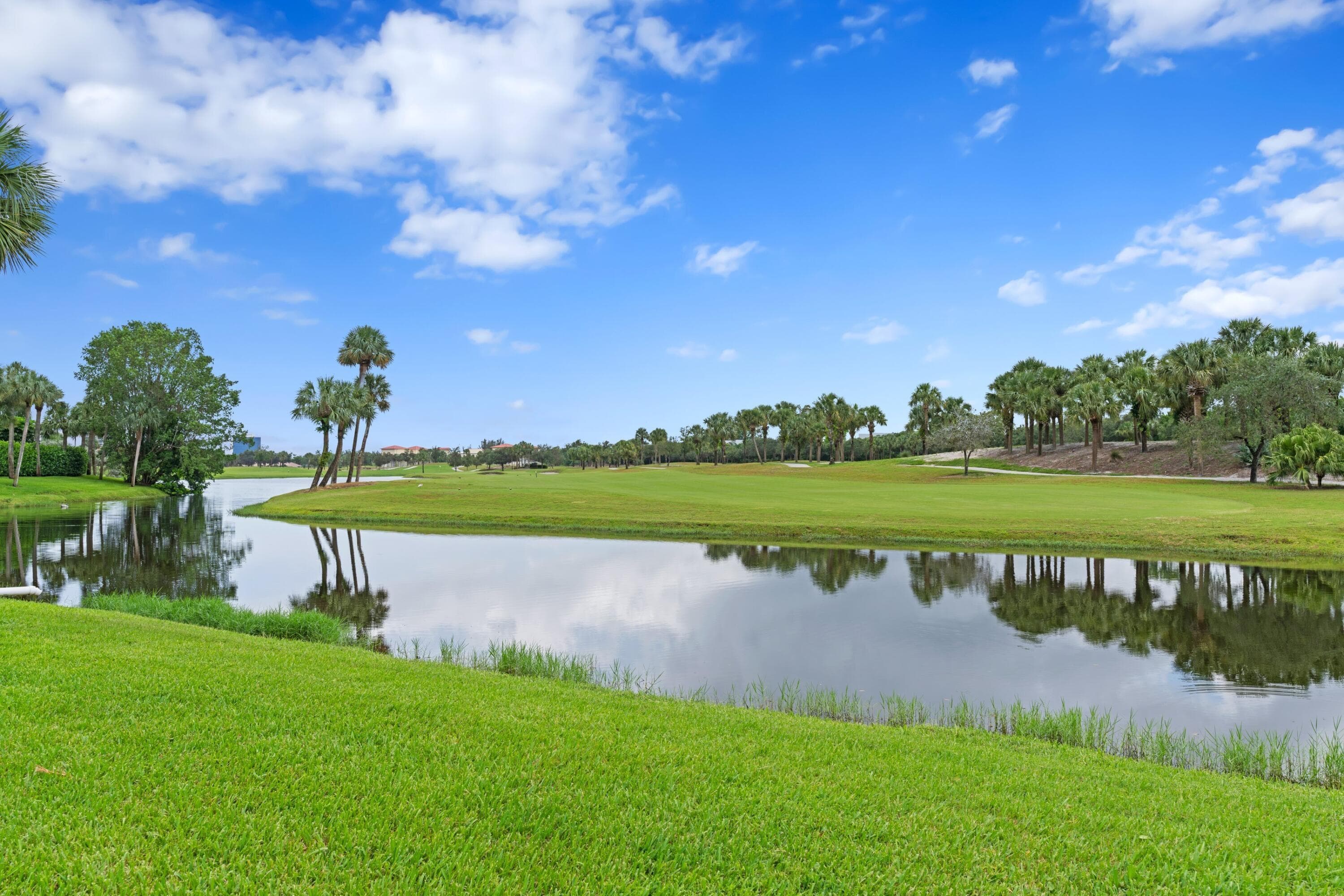 2435 Presidential Way G, West Palm Beach, FL 33401 — photo 1 of 35