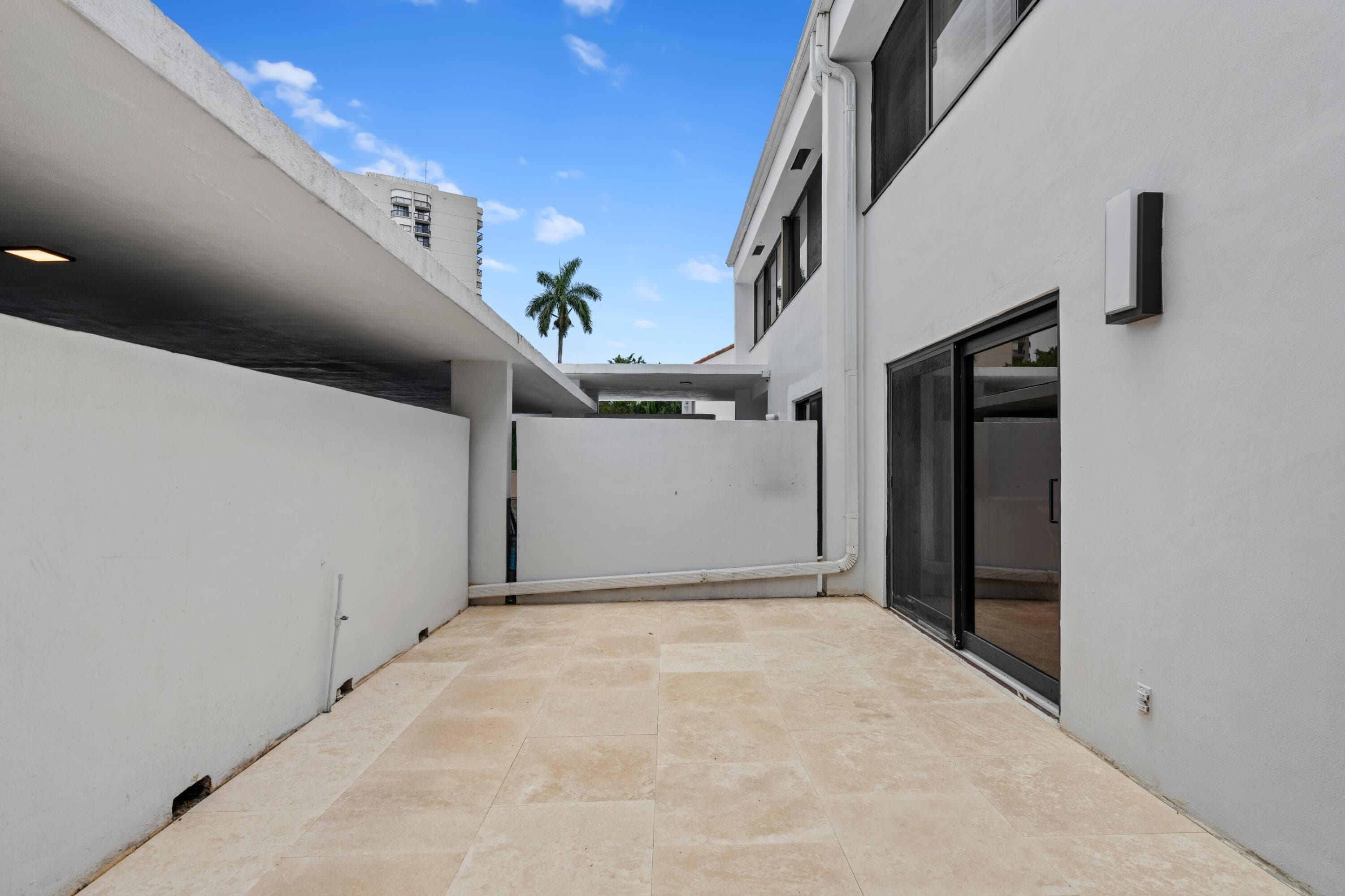2435 Presidential Way G, West Palm Beach, FL 33401 — photo 29 of 35