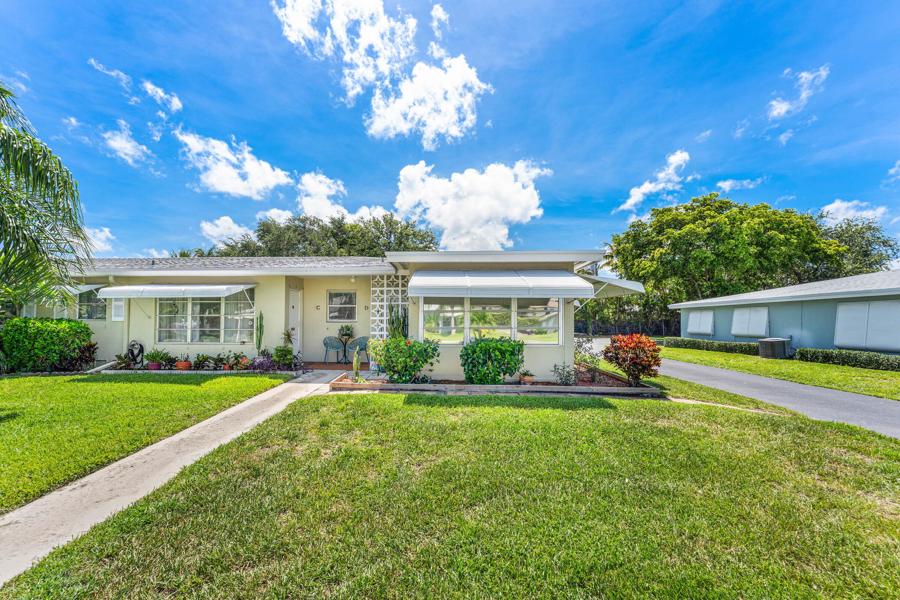 112 High Point Boulevard D, Delray Beach, FL 33445 — photo 2 of 34