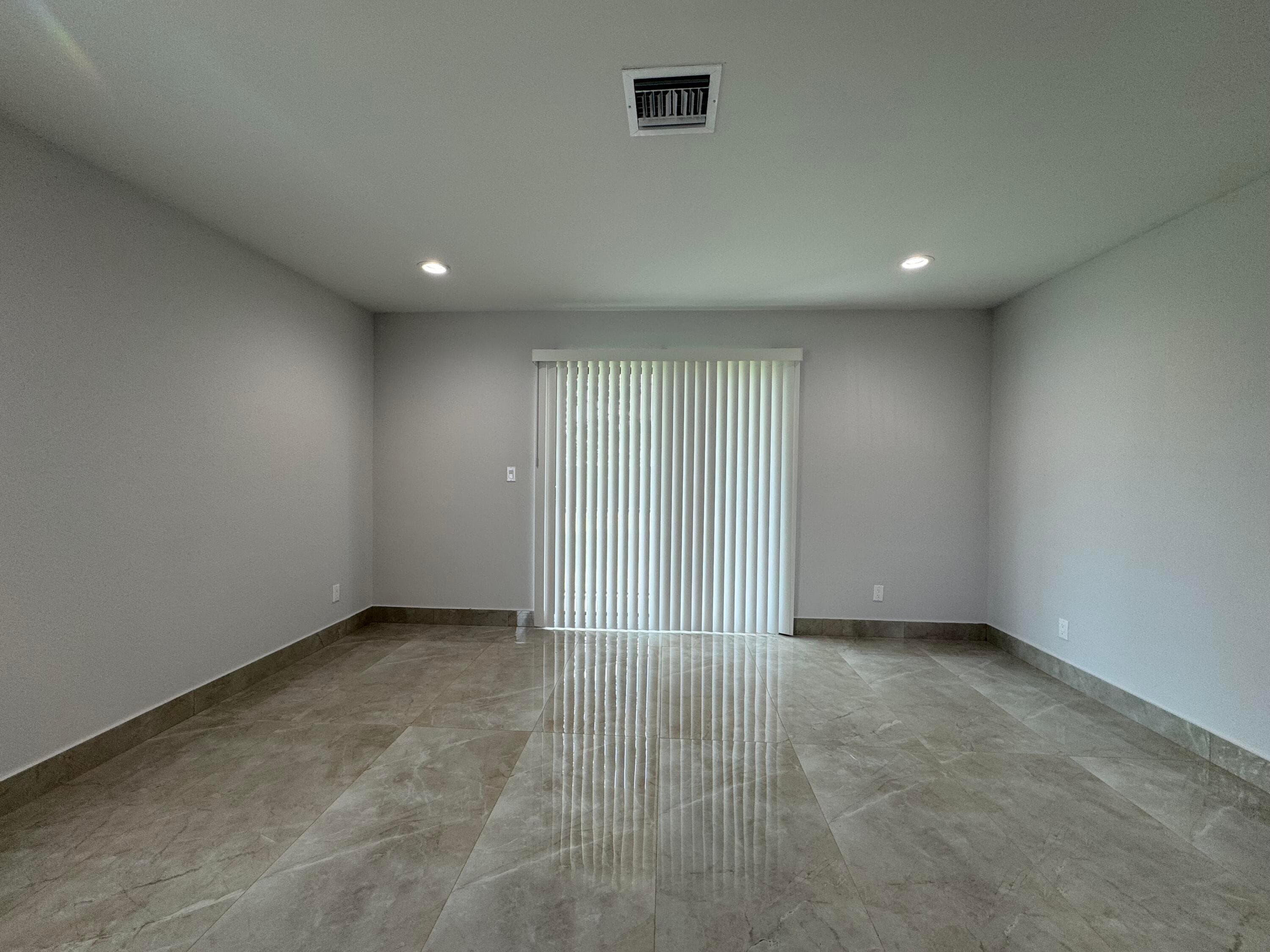 400 NE 30th Street 2, Pompano Beach, FL 33064 — photo 19 of 22